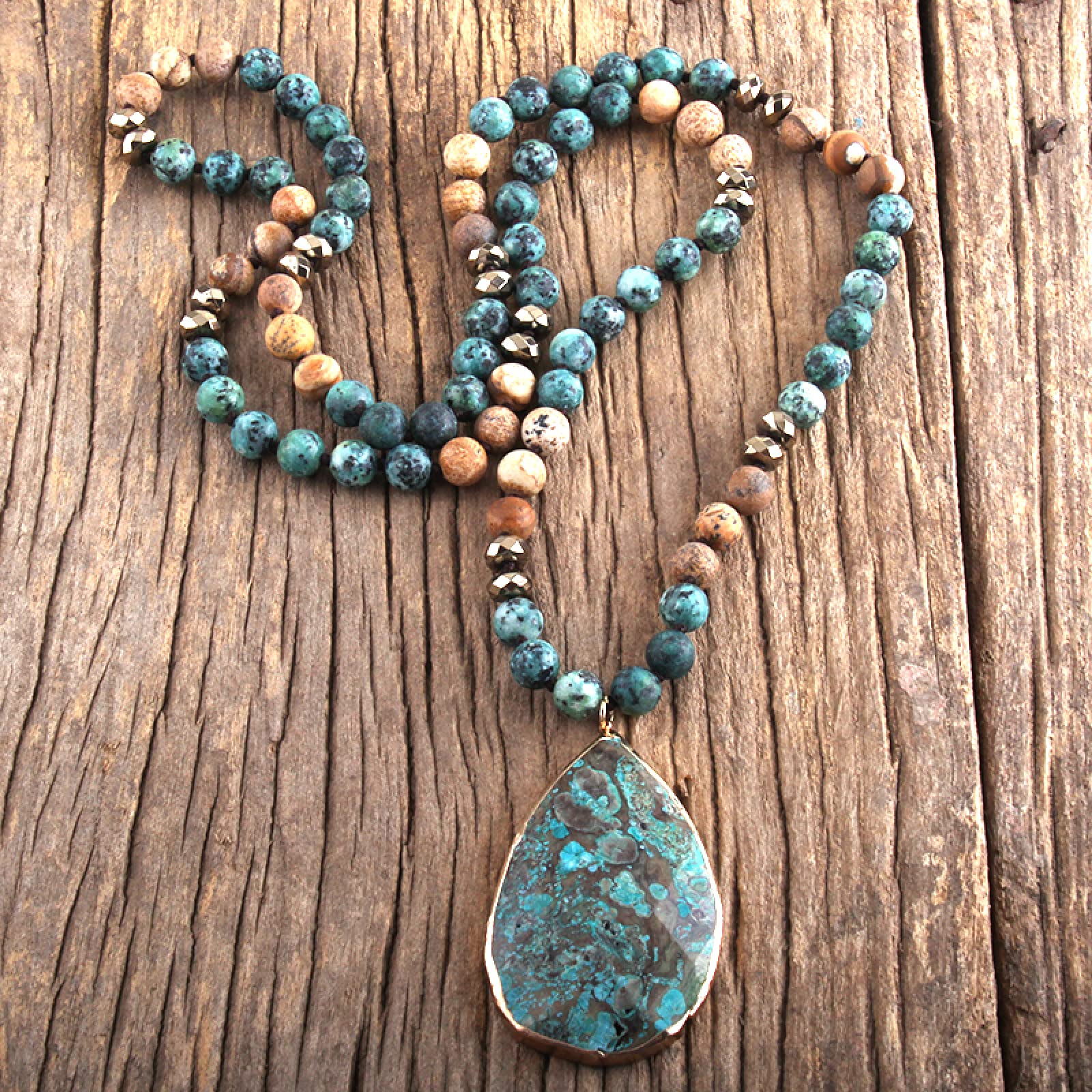 Collier bohéme pour sublimer vos tenues d'été et sorties plage - 7
