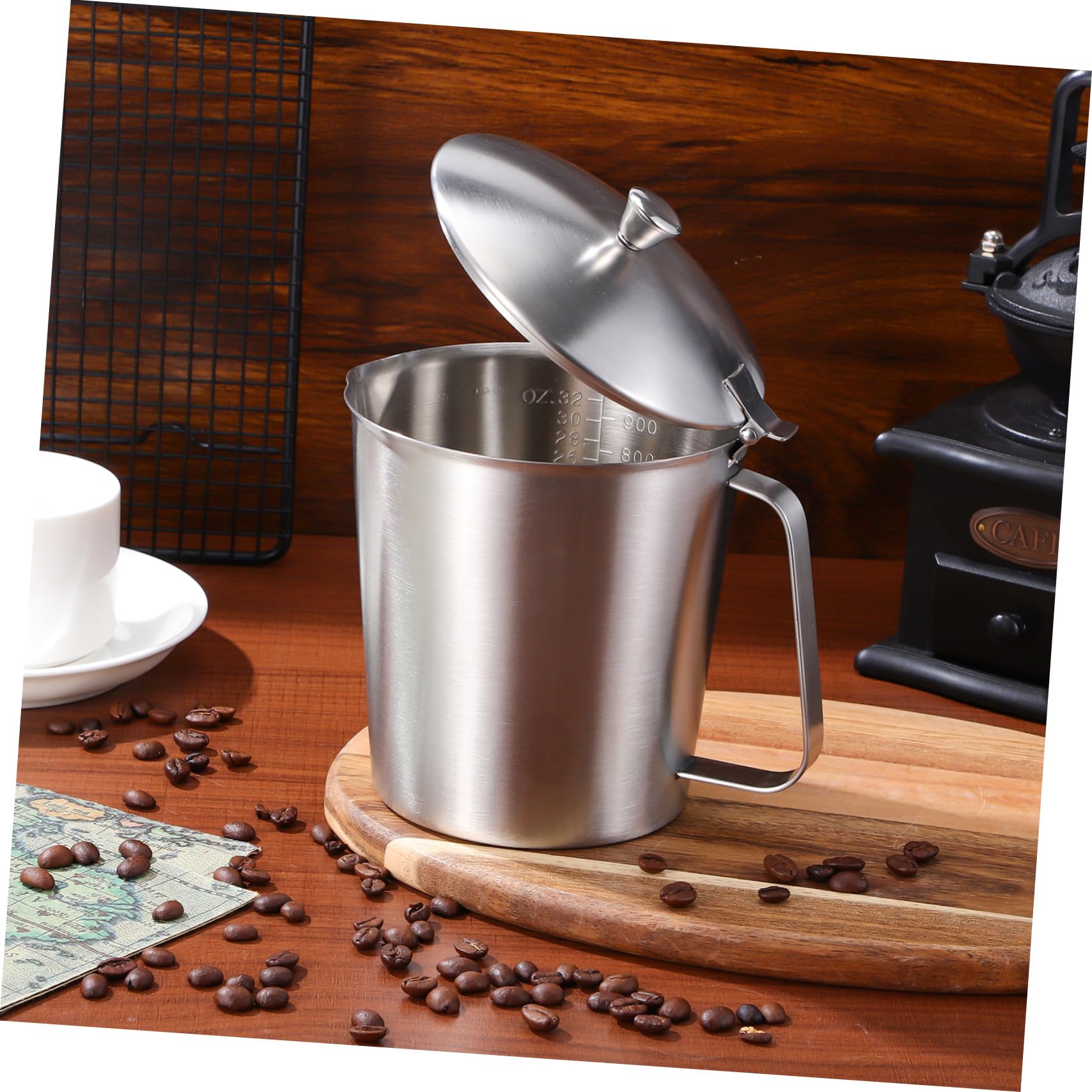 TOYANDONA Messbecher aus Edelstahl 1000 Ml mit Deckel für Präzises Messen und Latte Art Milchkännchen mit Glattem Eleganten Design für Kaffeezubehör und Partys