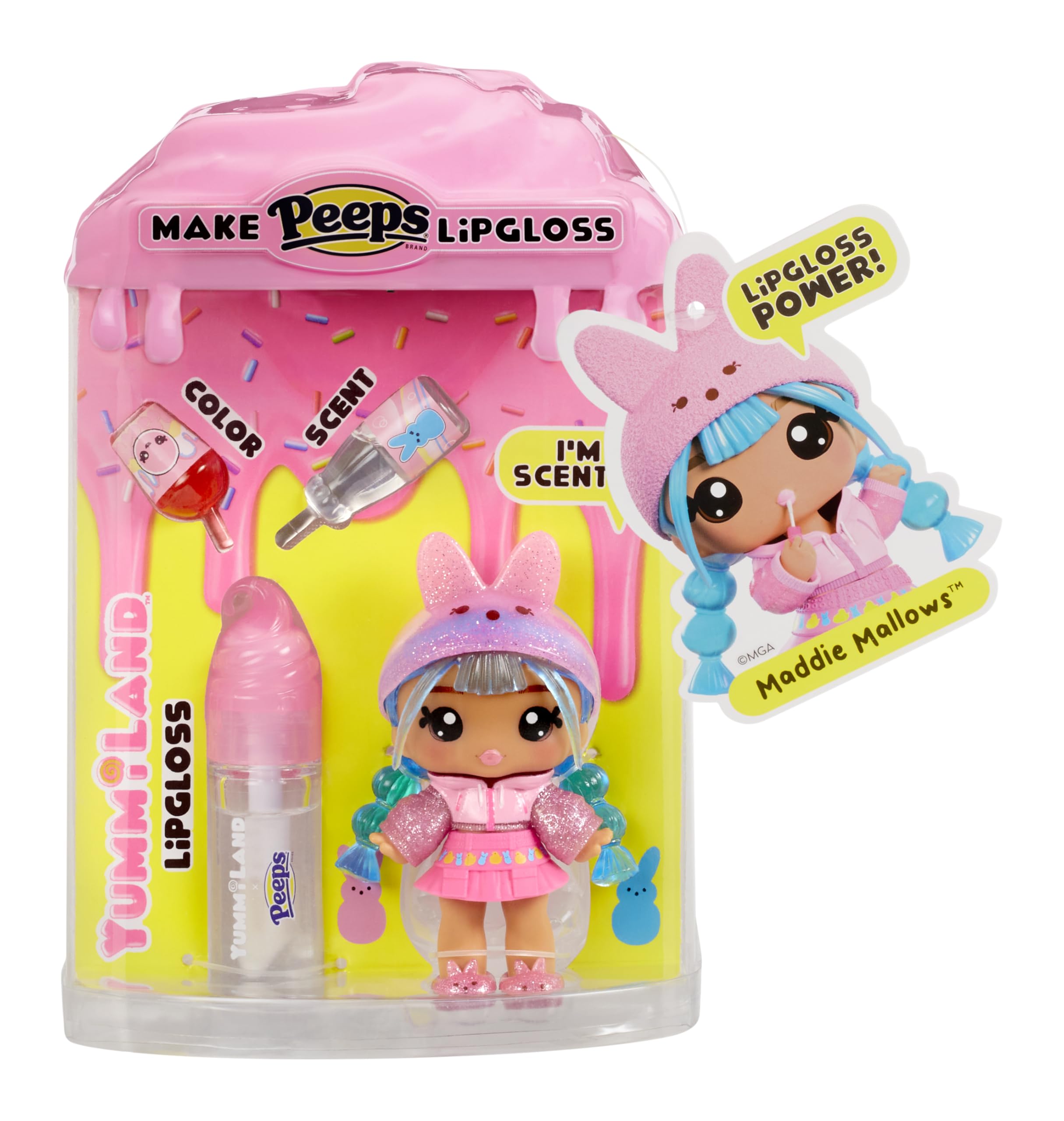 Yummiland x PEEPS Lalka z Błyszczykiem - Maddie Mallows - 1 Lalka z Wymiennymi Strojami i Zestawem Błyszczyków do Ust. Unikalny Kolor i Zapach. Przezroczysta Podstawa. Dzieci w Wieku 4+