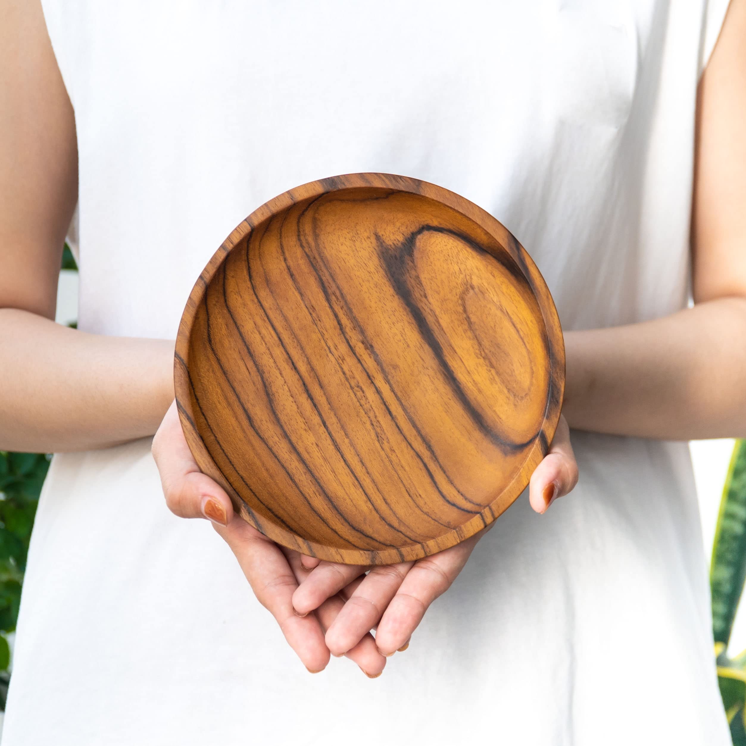 Rainforest Bowls Zestaw 2 okrągłych jawajskich talerzy z drewna tekowego o średnicy 15 cm - idealne do codziennego użytku - przyjazne dla gorących i zimnych, bardzo trwałe, drewniane talerze premium -