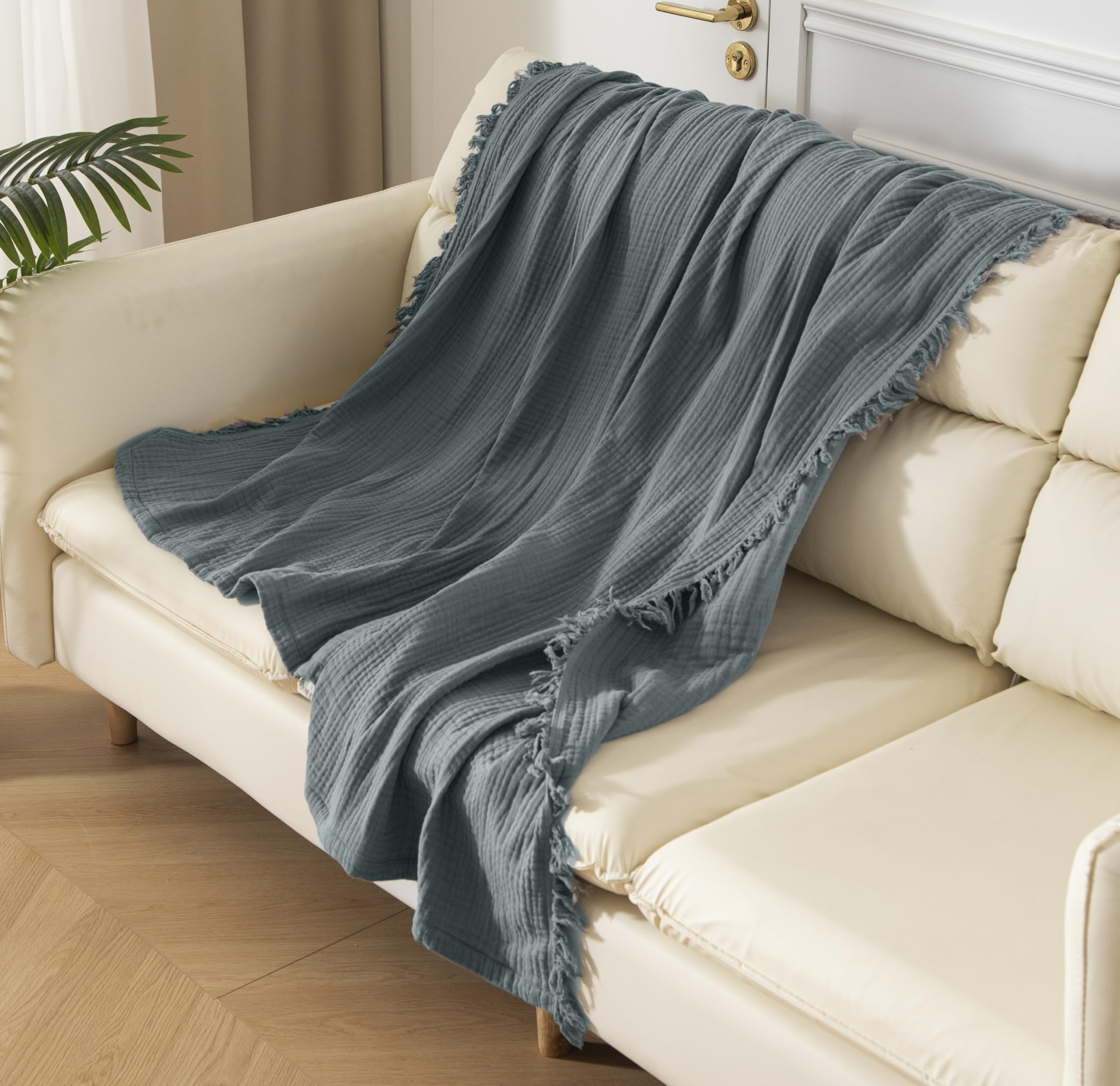 KyraHome Couverture en Mousseline 100% Coton Bio pour canapé, Adulte, prélavée, Teinture végétale, Respirante, légère, en Gaze Douce pour Femme, Toutes Saisons, 140 x 152 cm, Bleu Ardoise