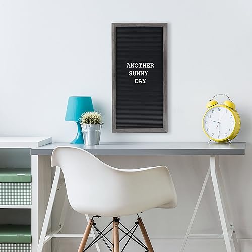 Miniatura 2 de Tablero vertical de letras negro enmarcado de 10 x 20 pulgadas, paquete de 180 letras y símbolos blancos de 1 pulgada, marco con acabado gris