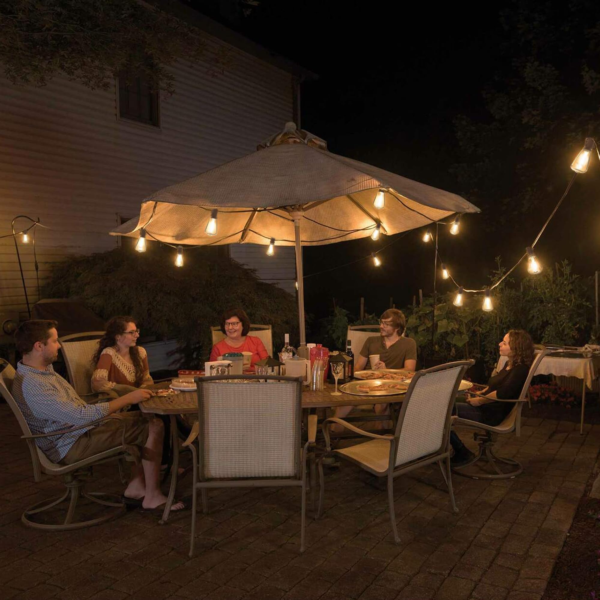 BLIATLUS Guirnalda de luces solares de 25 pies para exteriores, impermeable, con control remoto, 8 + 2 bombillas LED ST38 inastillables para porche, jardín, mercado, bistró, patio, valla