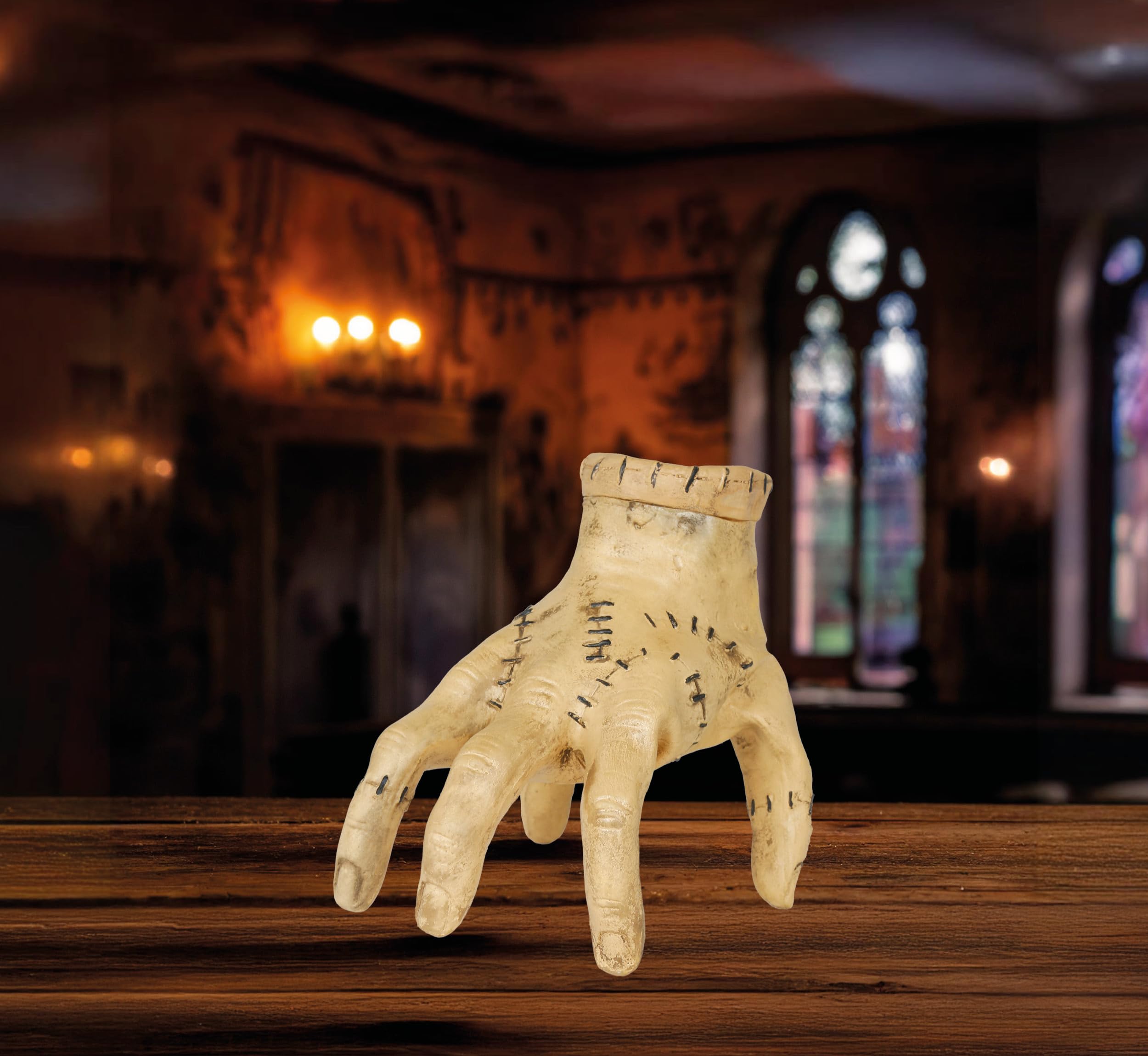 FIESTAS GUIRCA | Walking Hand with Sound and Movement (5.9 in) - Halloween Decoration for Horror Parties and Scary Scenes - Ideal for Spooky Props and Celebrations - Brown