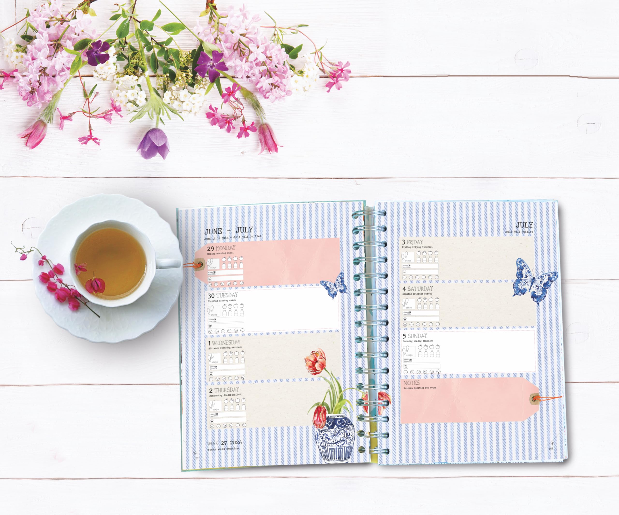 Daphne's Diary Dagelijkse planner 2025 | Dagelijkse agenda met creatieve ontwerpen, uitklapbare maandelijkse overzichten, boodschappenlijstjes, decoratieve weekplanner, plakboek vol kunstpapier en