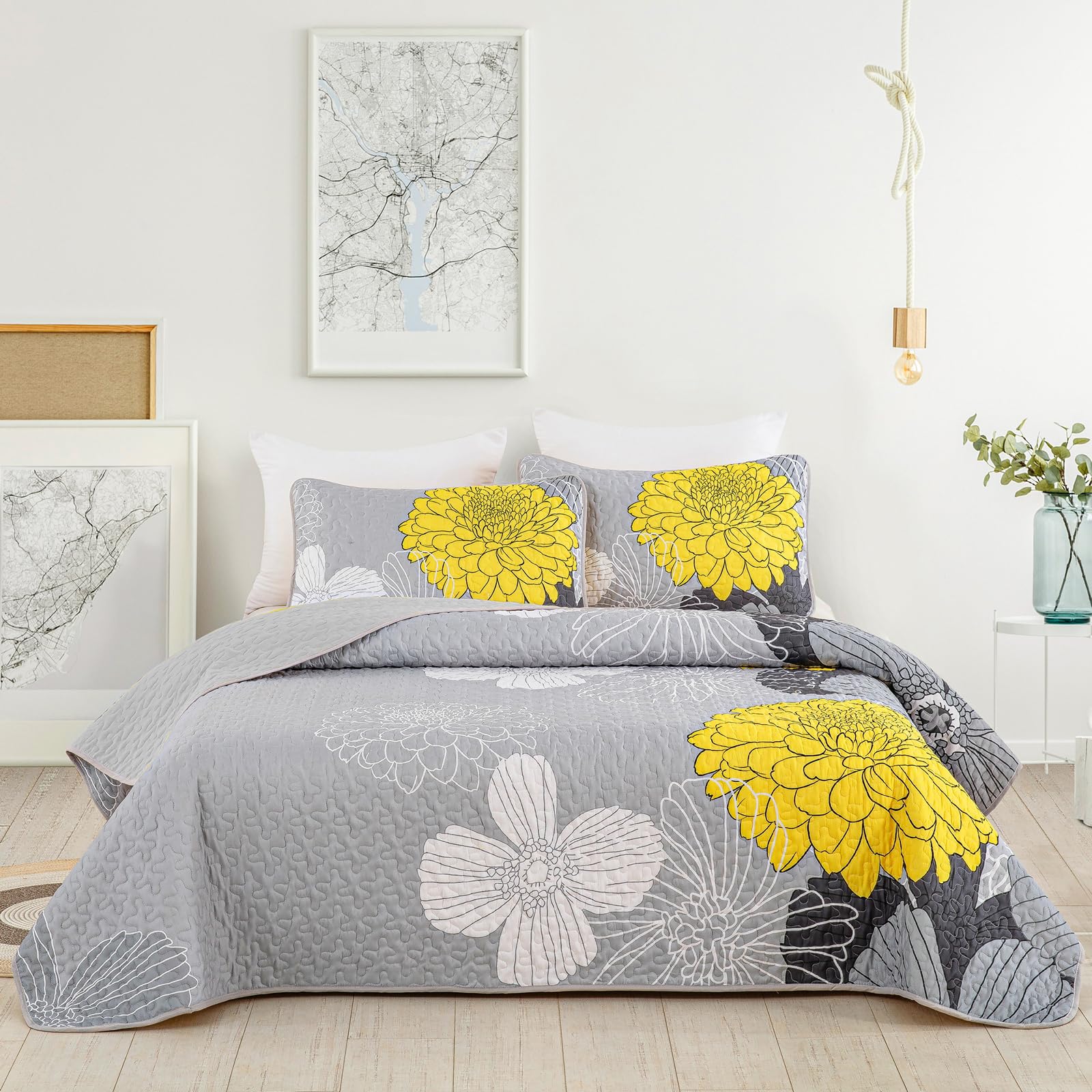 Anibedding Yellow Floral Pattern Quilt Set Queen Size - 3 Pieces Quilt Coverlet Elegant Bohemian Bedspread with 2 Pillowcases Soft Lightweight Bedding Quilt Set for Adults (Yellow,90"x90")