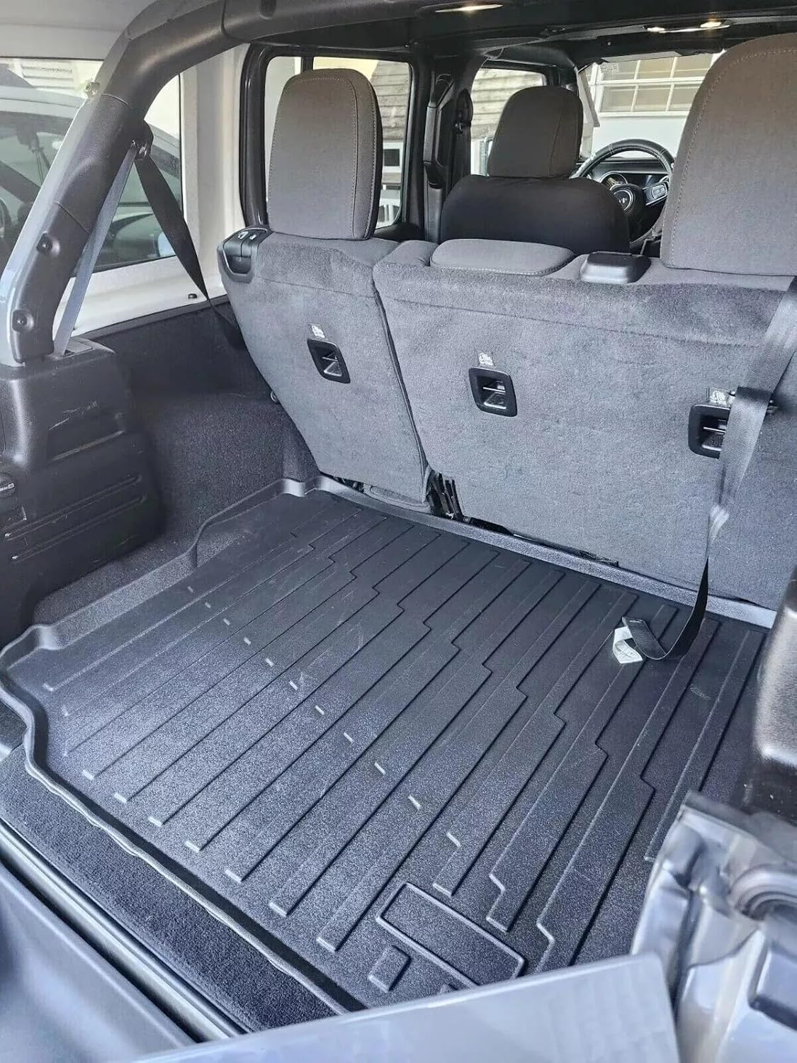 Floor Cargo Liner – Trunk Mat for Jeep Wrangler JL 4-Door 2018–2026 – Weather – Resistant Trunk Mats for Cars with Raised Lip – Non-Slip Car Tray Pad Boot – Laser Pre-Cut Design