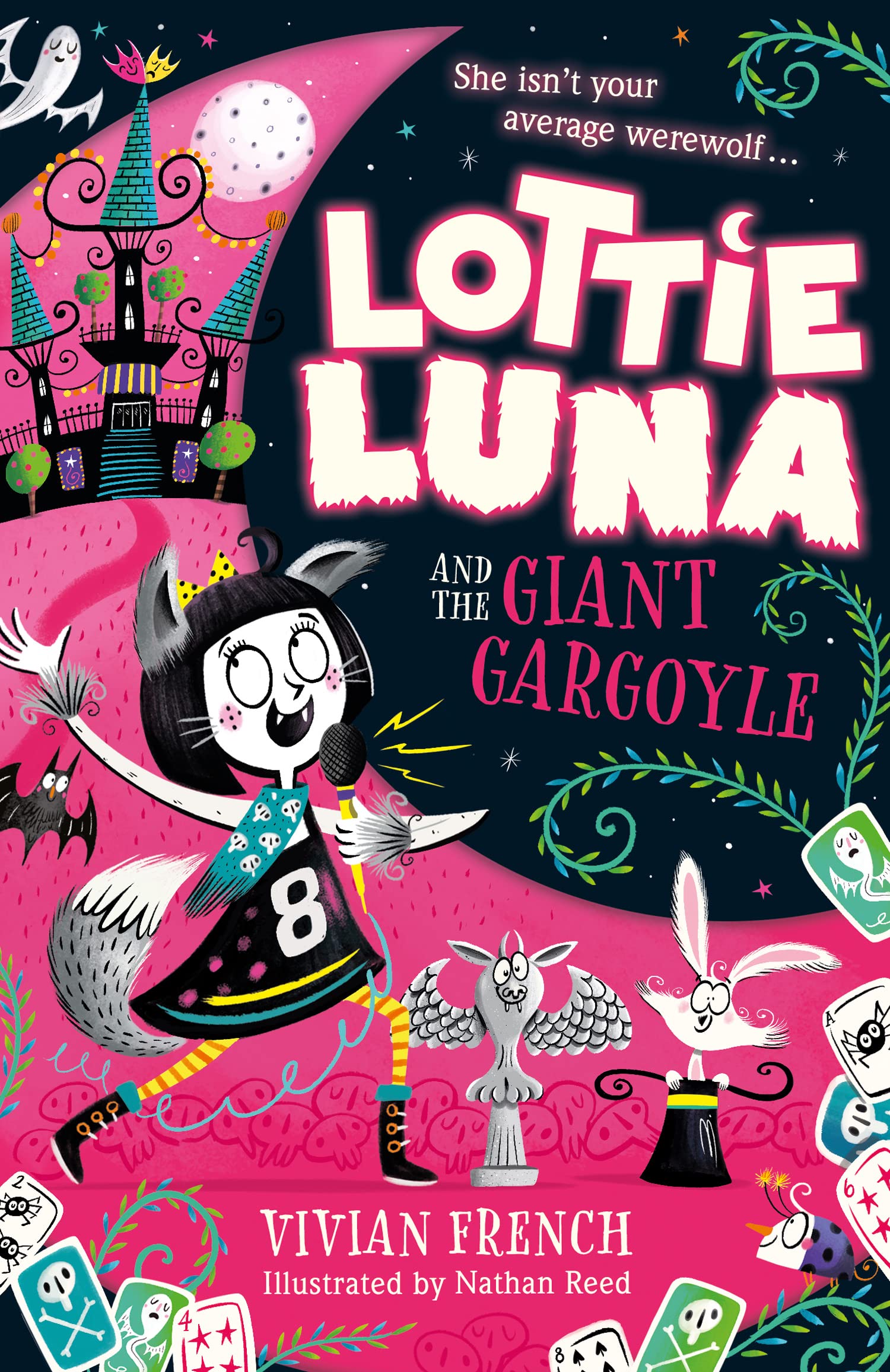 Lottie Luna and the Giant Gargoyle: An Illustrated Supernatural Mystery About a Werewolf Girl and a School Competition: Book 4