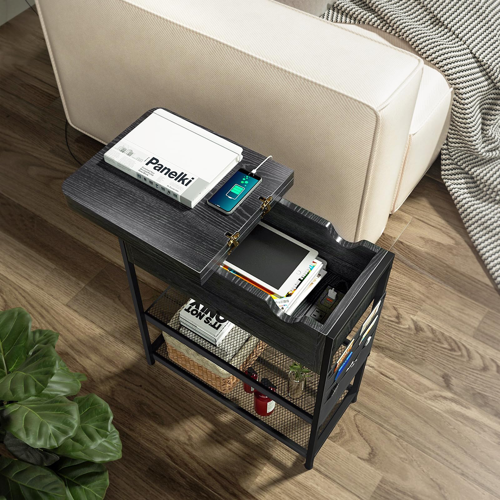 End Table Nightstand with Fast Charging Station, Flip Top Side Table with USB C Ports and Outlets, Sofa Couch Table Bedside Table for Living Room Bedroom and Small Space (Black)