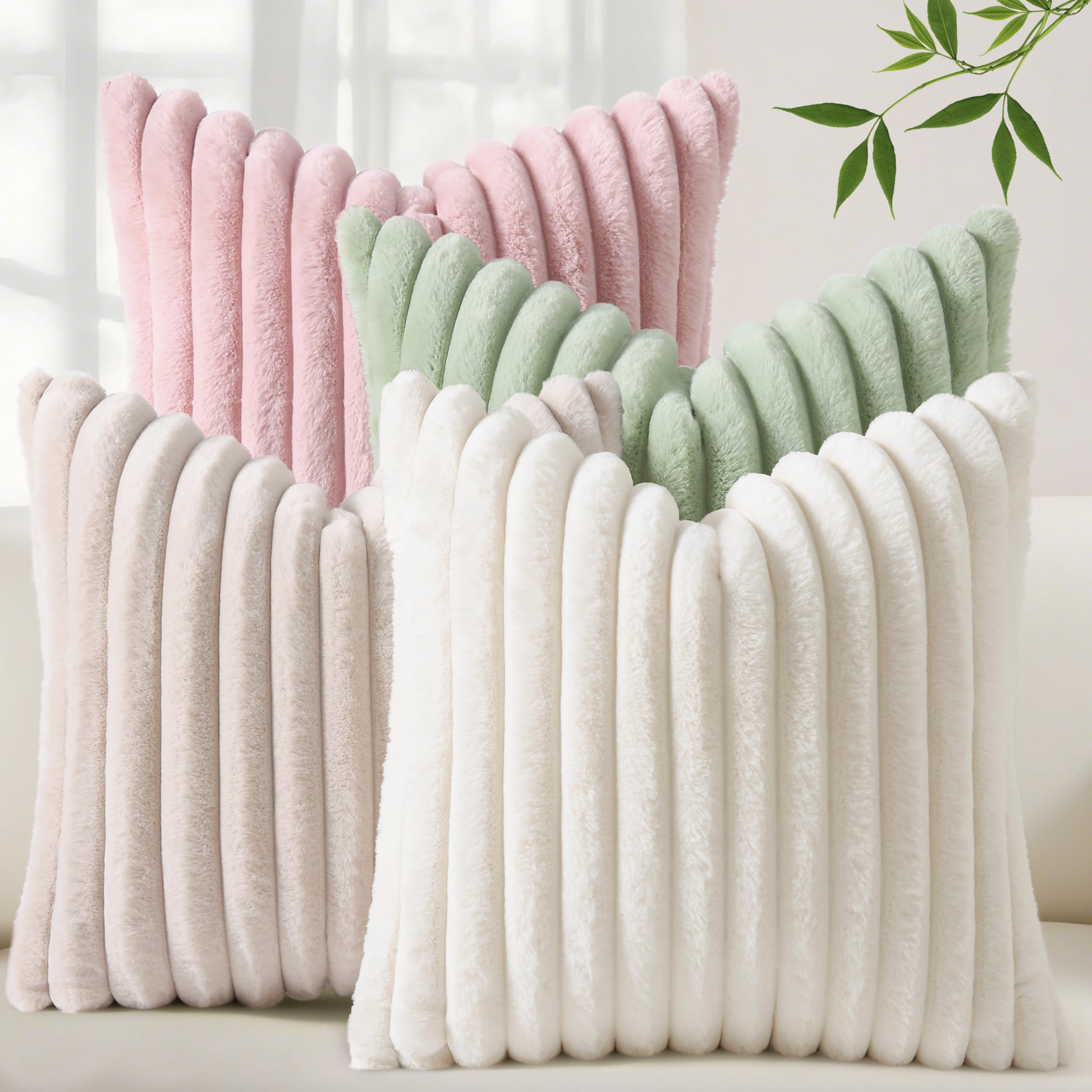 decorUhome Set di 4 federe per cuscini in finta pelliccia, 45 x 45 cm, decorative, moderne e morbide federe in peluche a righe con retro in velluto, per divano, letto, soggiorno, bianco/rosa