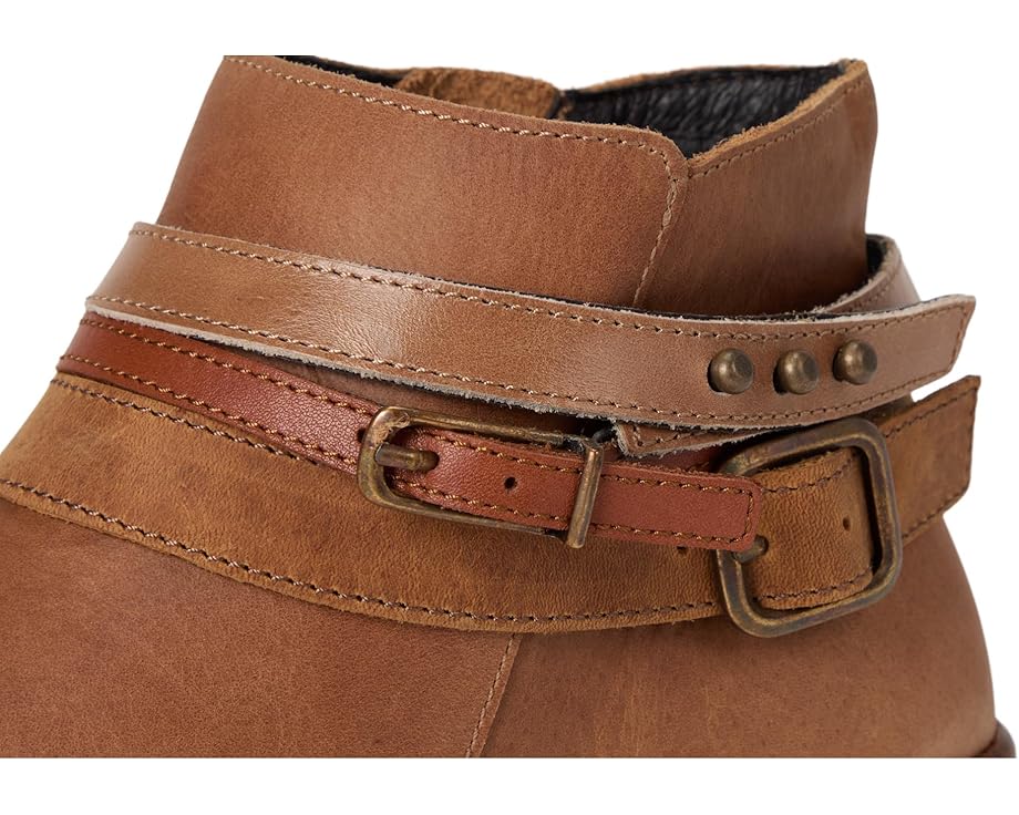 Naot Sumatra - Right View