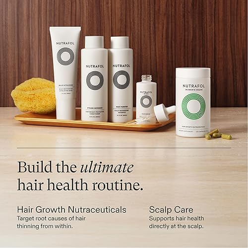 Miniatura 9 de Nutrafol Máscara Exfoliante para el Cuero Cabelludo, Elimina la Acumulación de Productos y el Aceite para un Cabello y Cuero Cabelludo Más