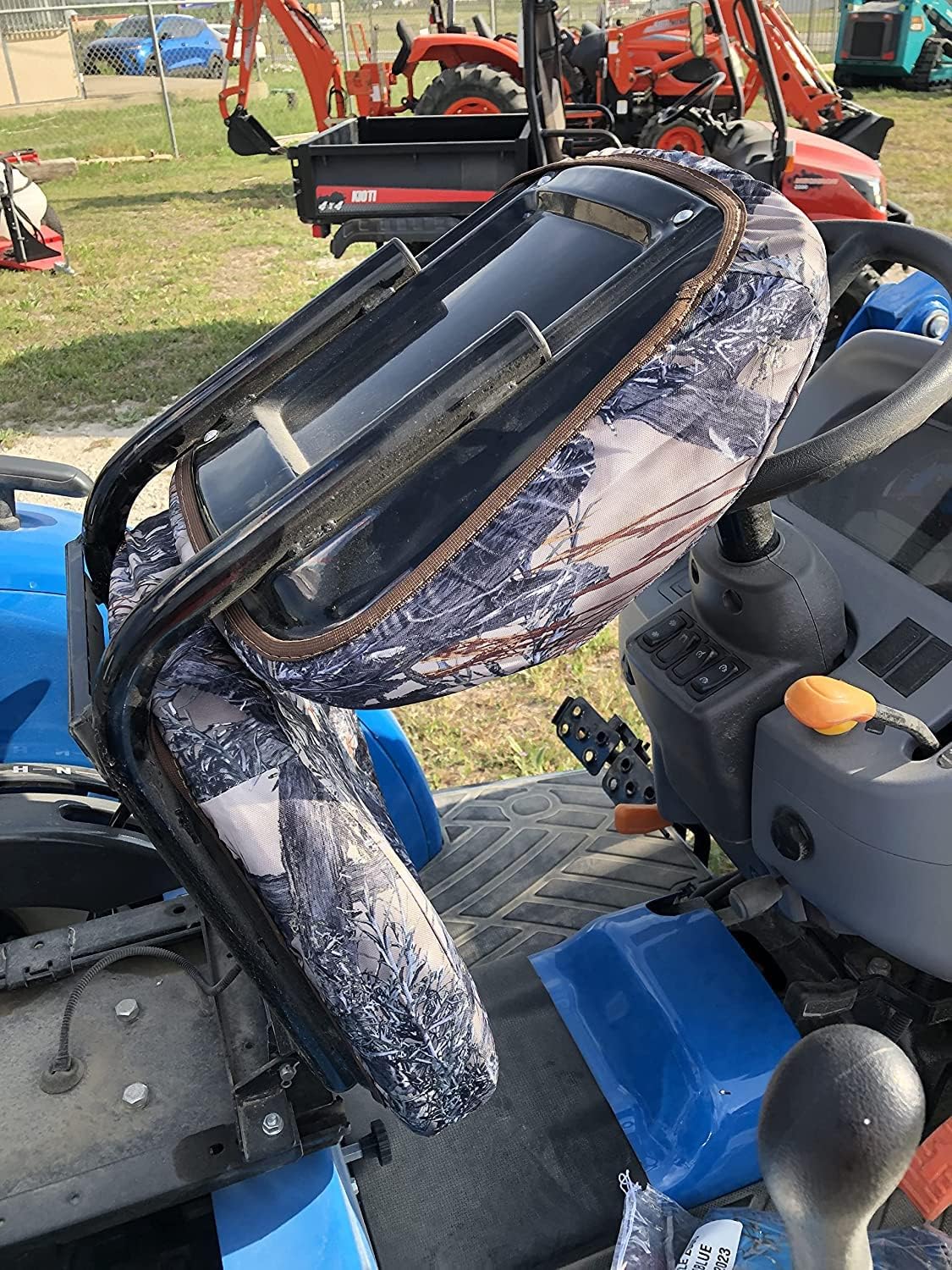 Durafit Seat Covers, Seat Covers for Tractor New Holland Workmaster 25,35 and 40 in Automotive Fabrics, MC2 Camo