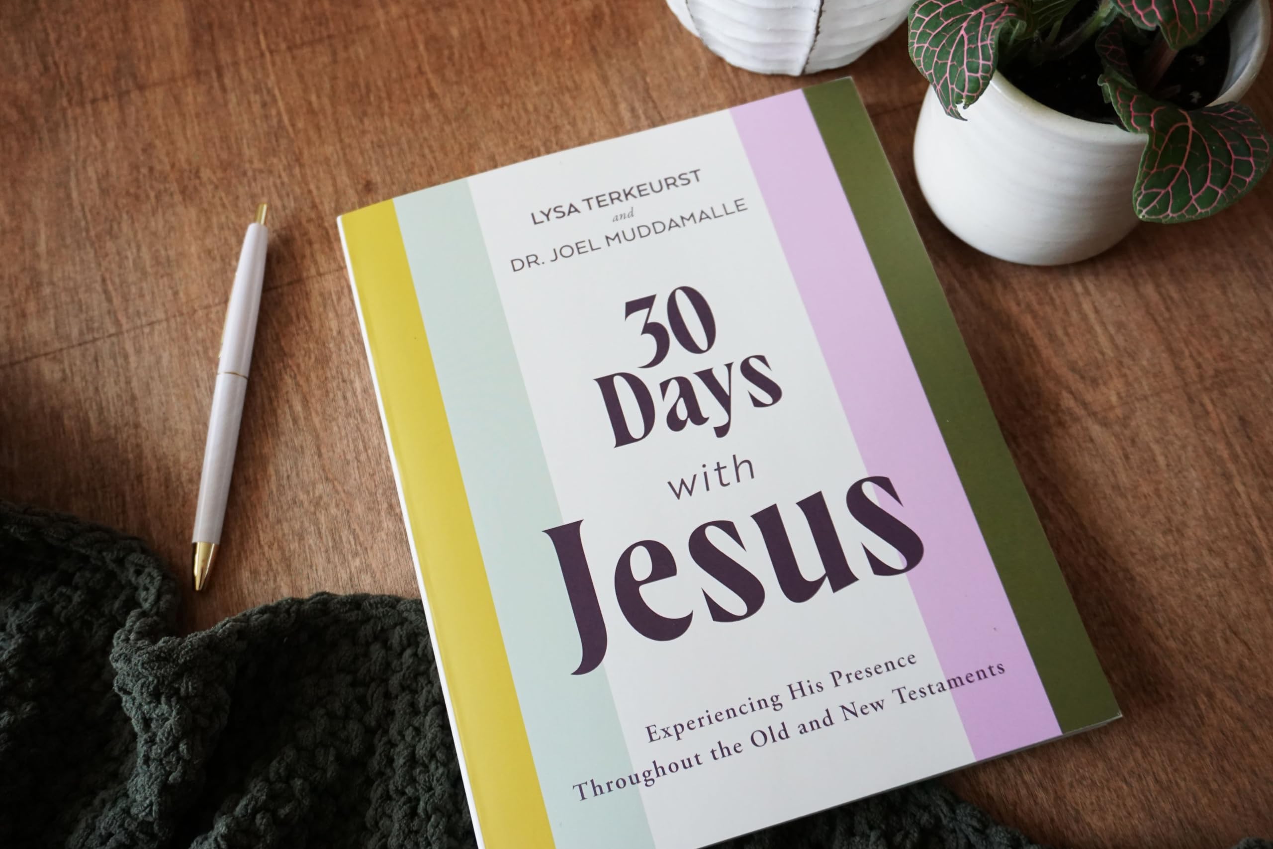 30 Days with Jesus Bible Study Guide: Experiencing His Presence throughout the Old and New Testaments - Image 11
