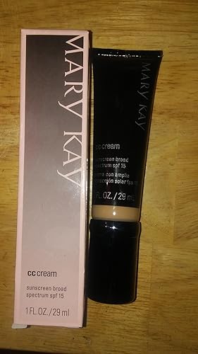 Mary Kay CC Crema Protector solar de amplio espectro SPF 15 1fl. oz / 1.0 fl oz - Medio a profundo