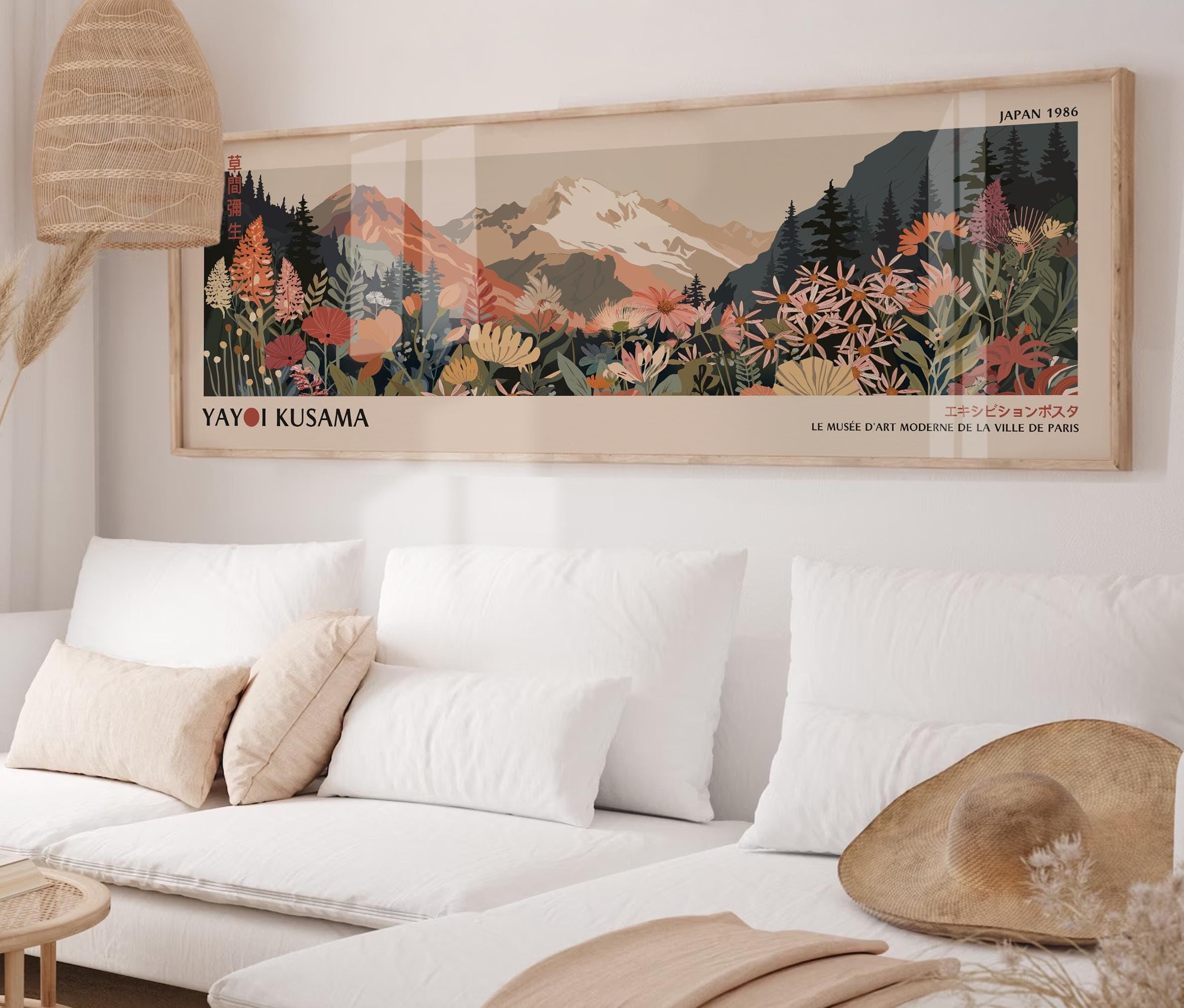 YUSUZHU Affiche de Yayoi Kusama sur les montagnes des Fidji : paysage zen japonais de style Japandi, grande toile murale (45 x 135 cm/cadre intérieur)