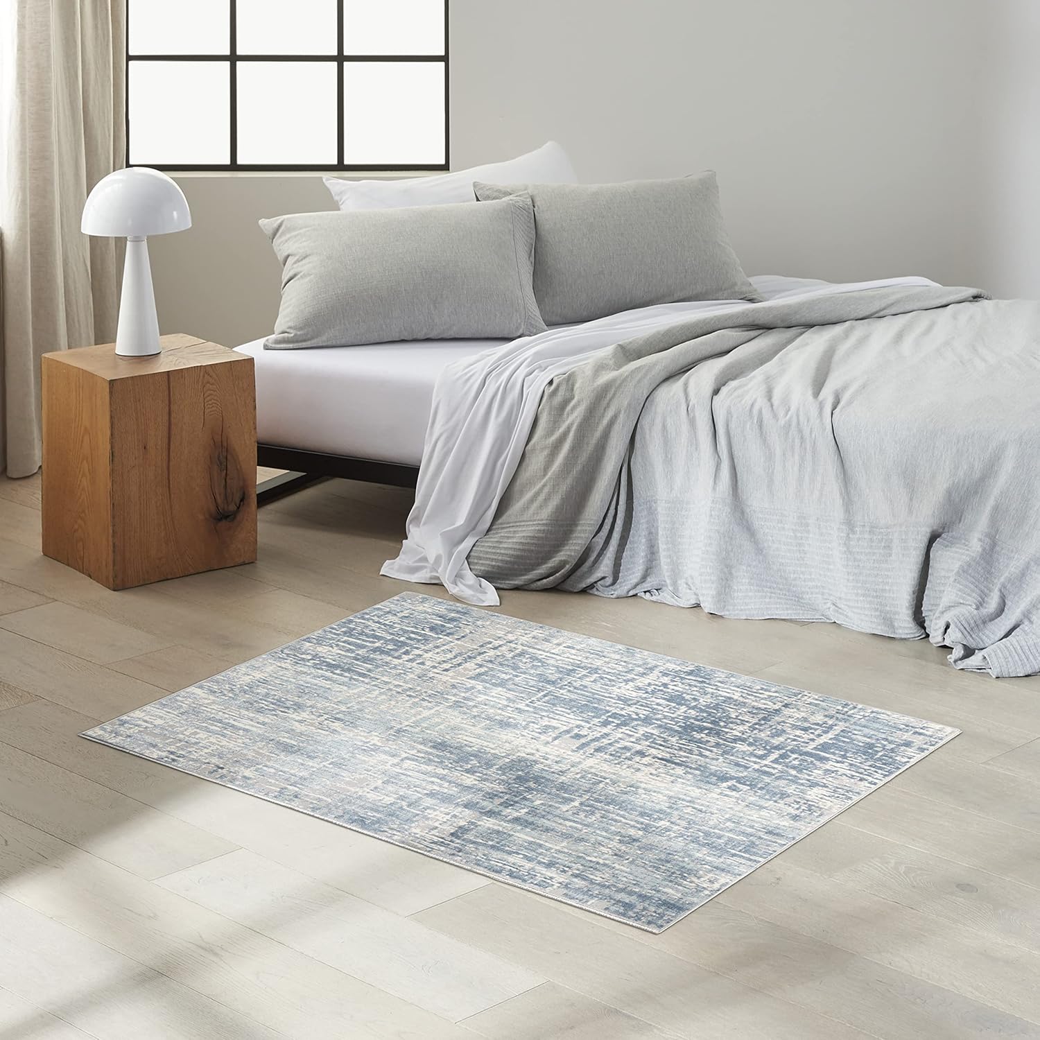 Calvin Klein Enchanting Seaglass/Ivory 3'2" x 5' Area Rug, Modern, Abstract, Easy Cleaning, Non Shedding, Bed Room, Living Room, Dining Room, Kitchen (3' x 5')