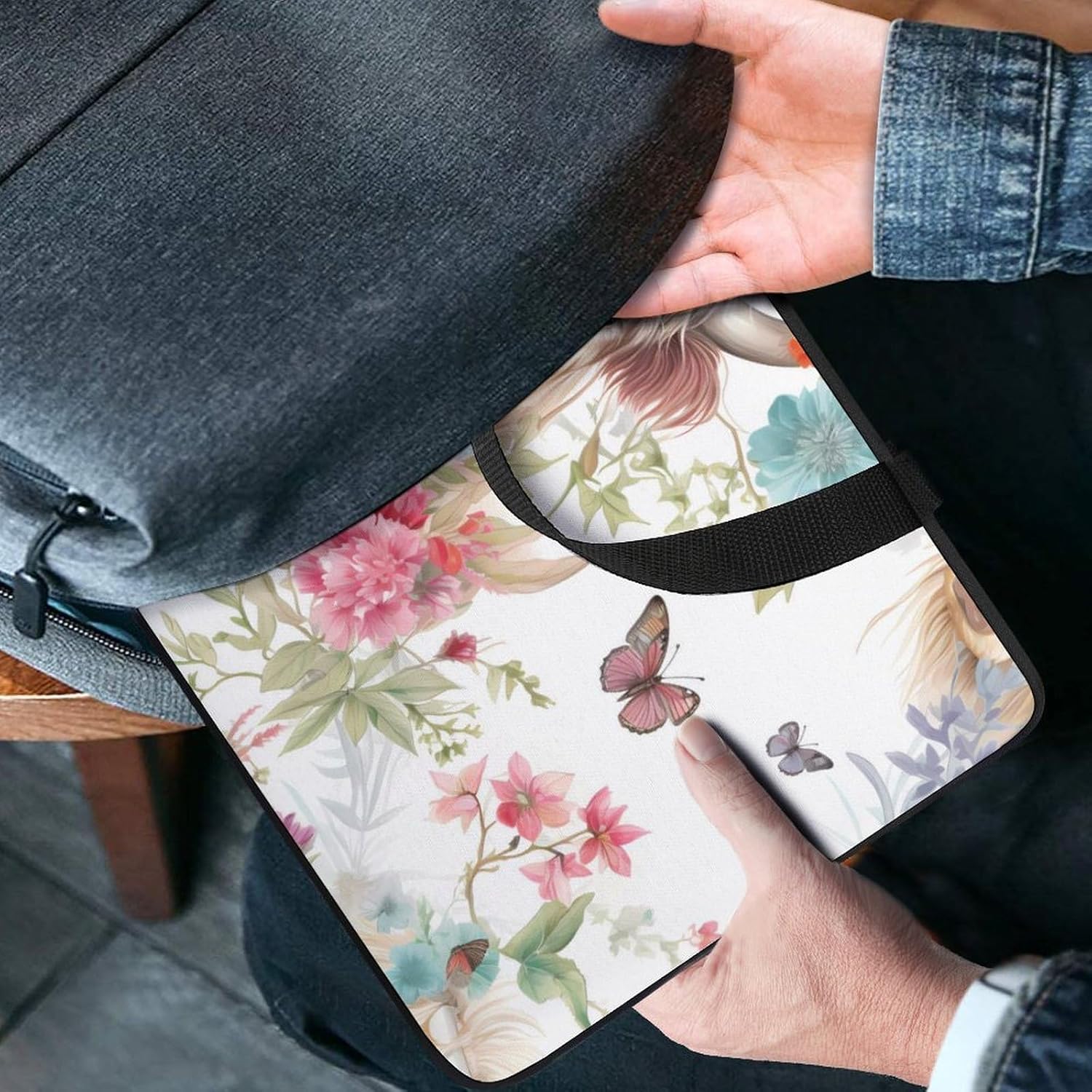 Highland Cow Flower Butterfly Cute Laptop Sleeve Case Lightweight Computer Carrying Bag 10 Inch/12 Inch/ 13 Inch/15 Inch/17 Inch