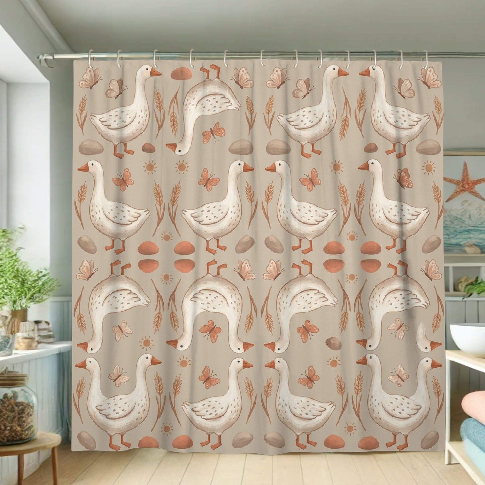 Rideau de douche rustique beige pour moderniser une salle de bain de maison d'hôtes