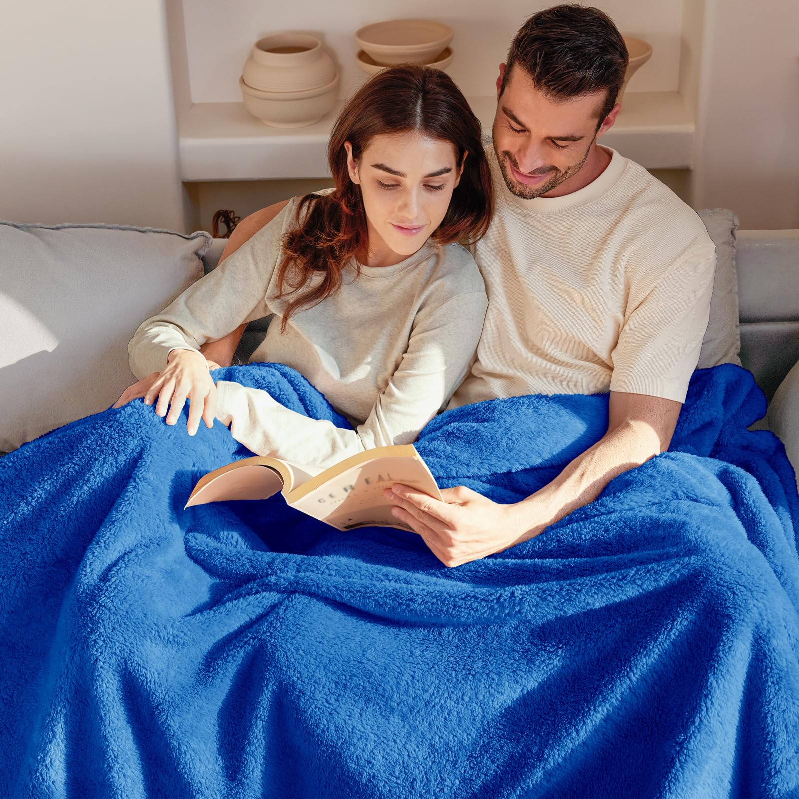 Exclusivo Mezcla Soft Fleece Throw Blanket for Sofa Super Soft Velvet Plush Blanket for Bed Fuzzy Cozy and Warm for All Seasons 127x152 CM - Image 4
