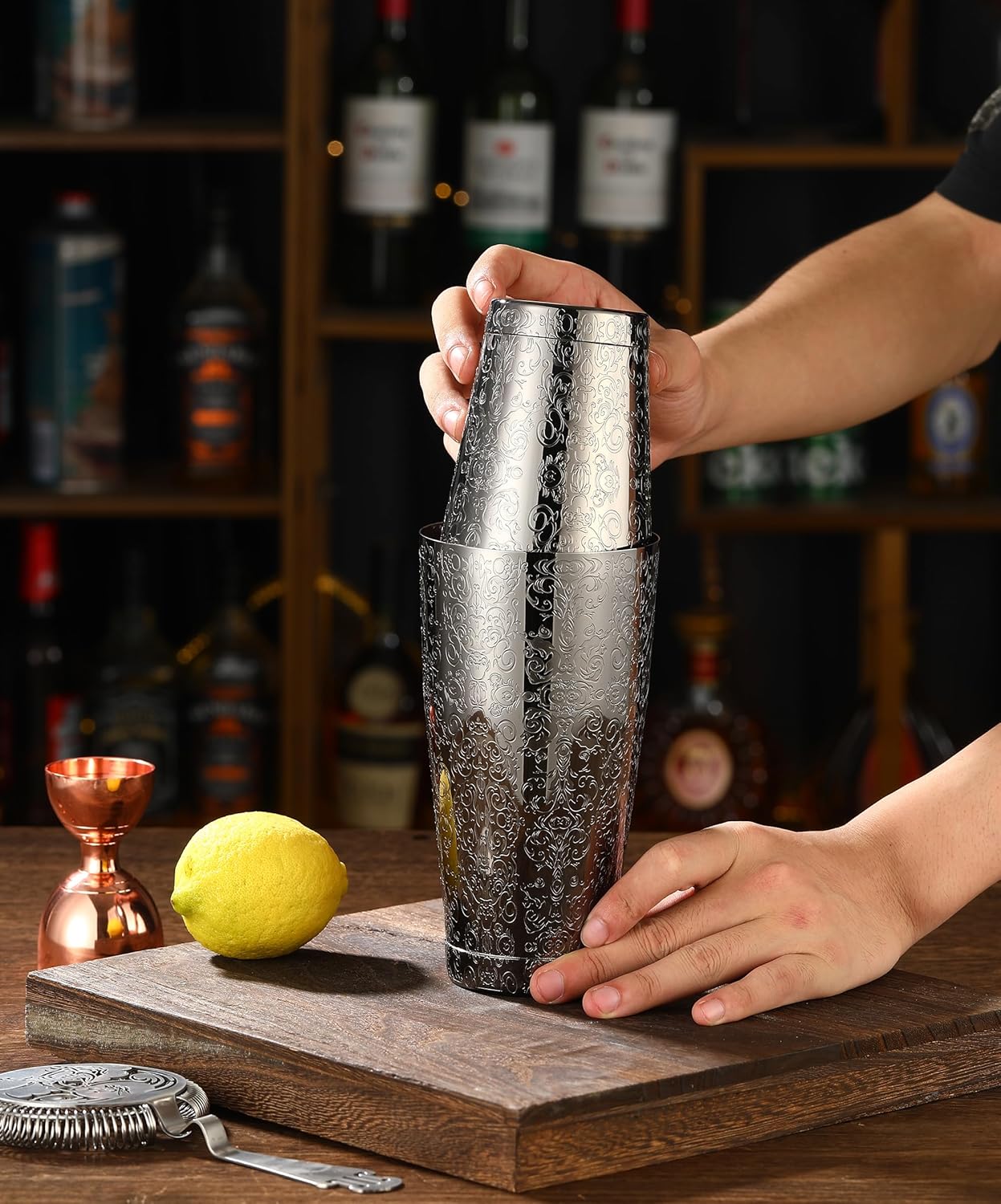 Stainless Steel Boston Shaker with Etched Pattern Weighted Shaking Tin Set (Spirit Gunmetal Black) - Image 5