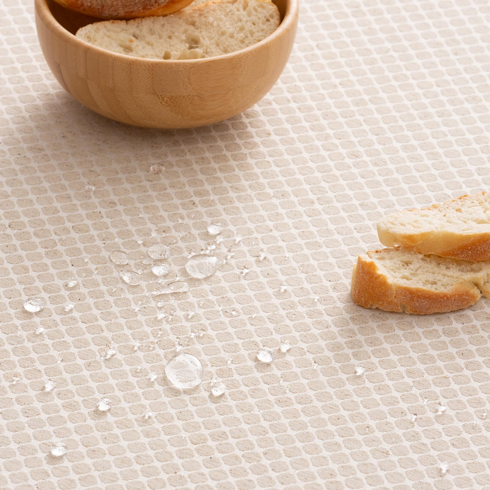 GAMUSI Stain Resistant Tablecloth Square Small Diamond Smooth Jacquard Waterproof 140 x 140 cm, Touch Fabric, Linen Colour - Image 2