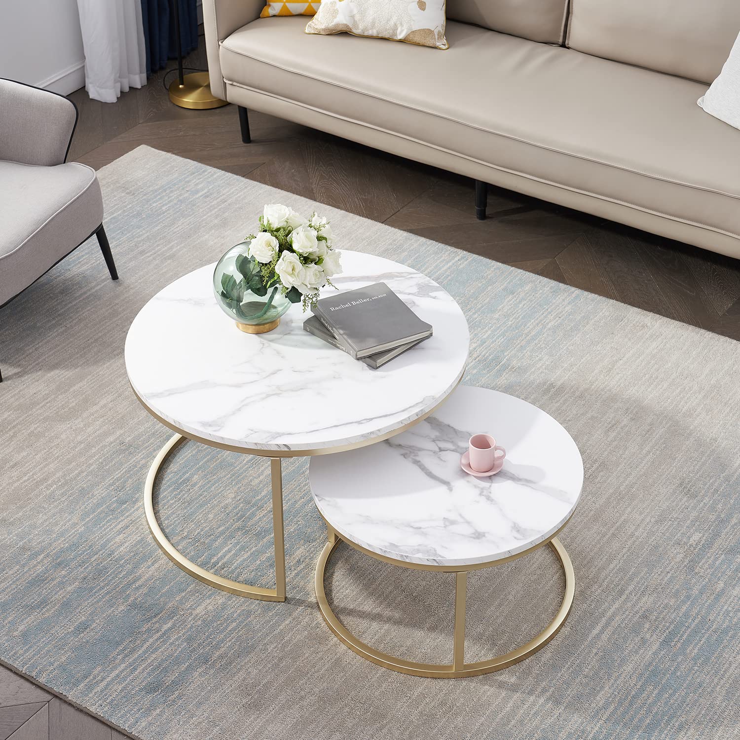 2er Set Runder Couchtisch, Moderner Satztisch für Wohnzimmer, Balkon, Büro mit MDF-Tischplatte und Stabilem Metallgestell, Weiß+Gold, Großer Tisch: 60*60*45 cm; Kleiner Tisch: 40*40*35cm