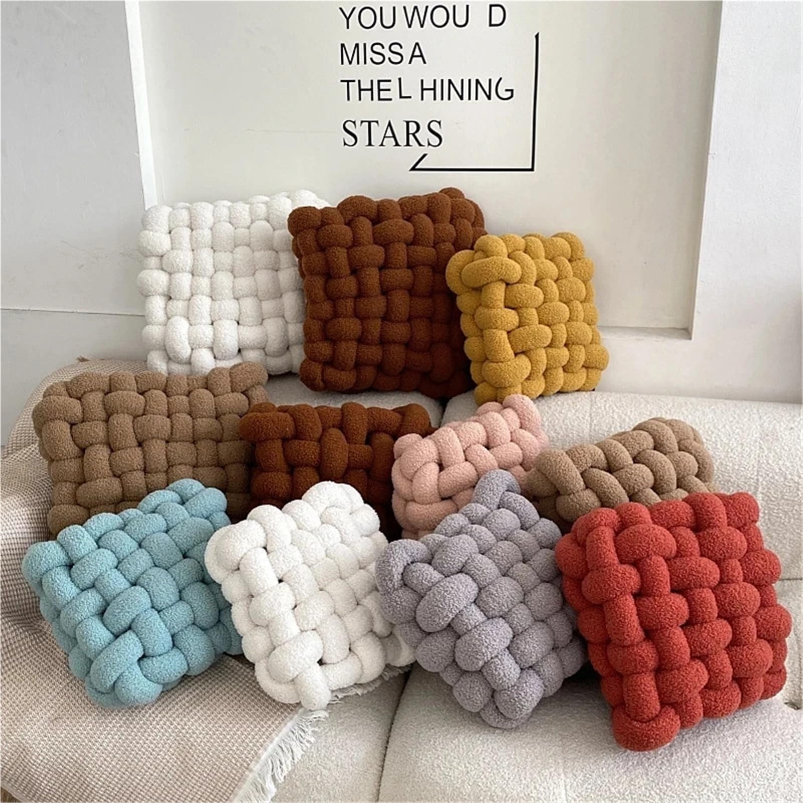 Poduszka Knot Ball, Ręcznie tkana, wiązana poduszka w kształcie piłki, wielokolorowa, wiele rozmiarów(White-red,40x45x12cm)