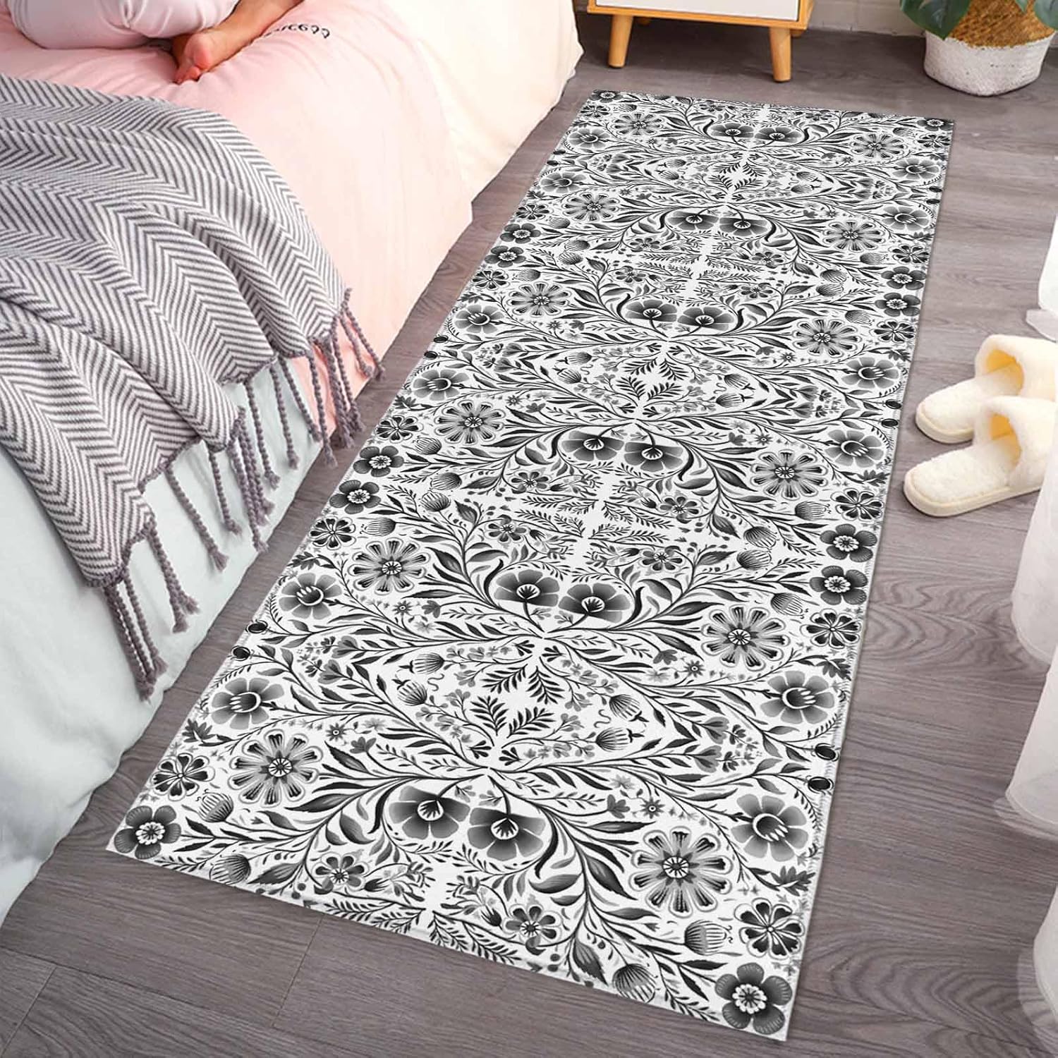 Kitchen Mats for Floor Retro Ethnic Flower Leaves Texture Washable Non Slip Kitchen Rugs 1PCS, Blossom Floral on White Absorbent Standing Mats for Sink Bathroom Office Living Room 23.6x70.9in