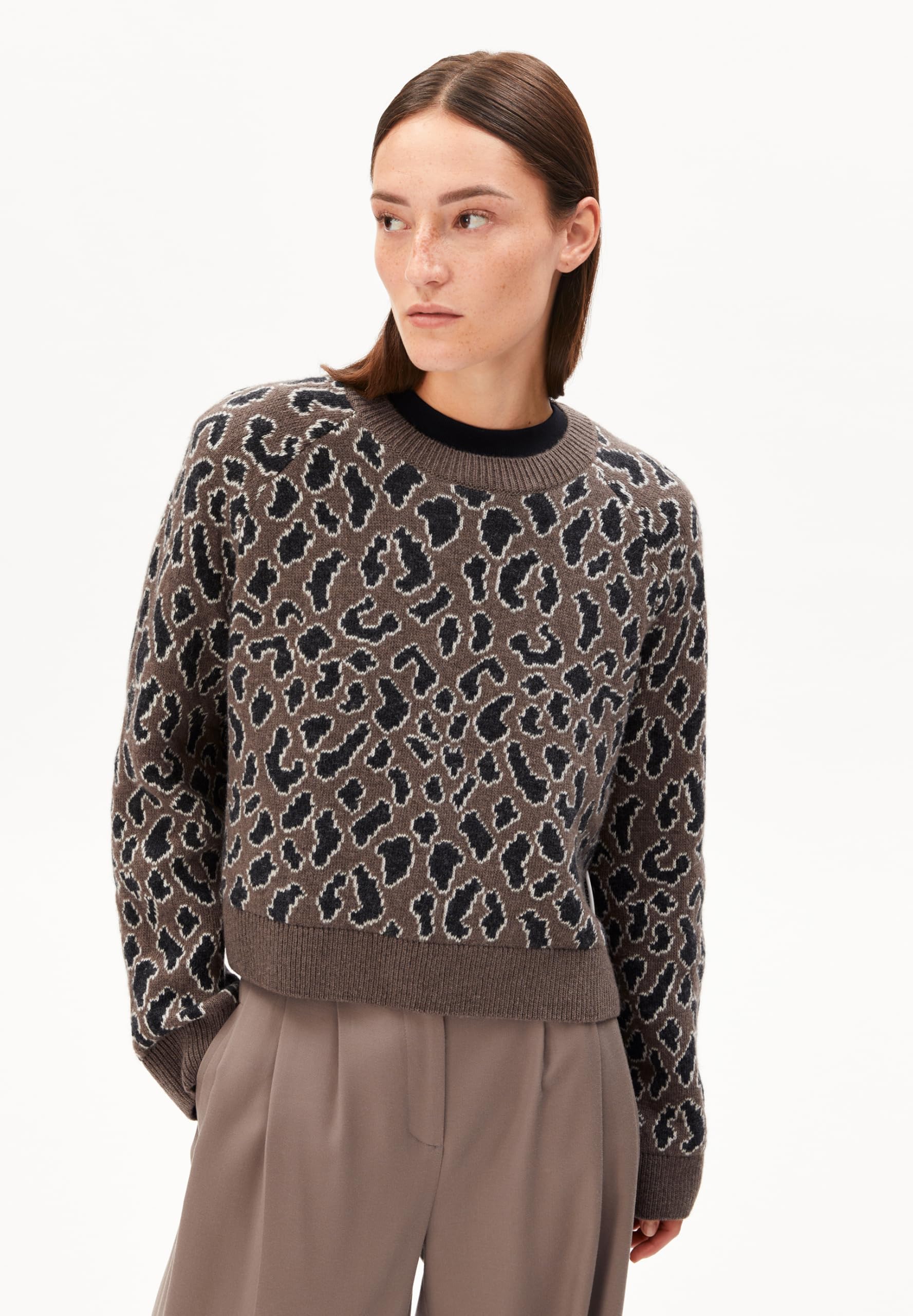 ARMEDANGELS Damen Pullover aus recyclem Bio-Woll Mix DILIRIAA LEOPAA Loose Fit