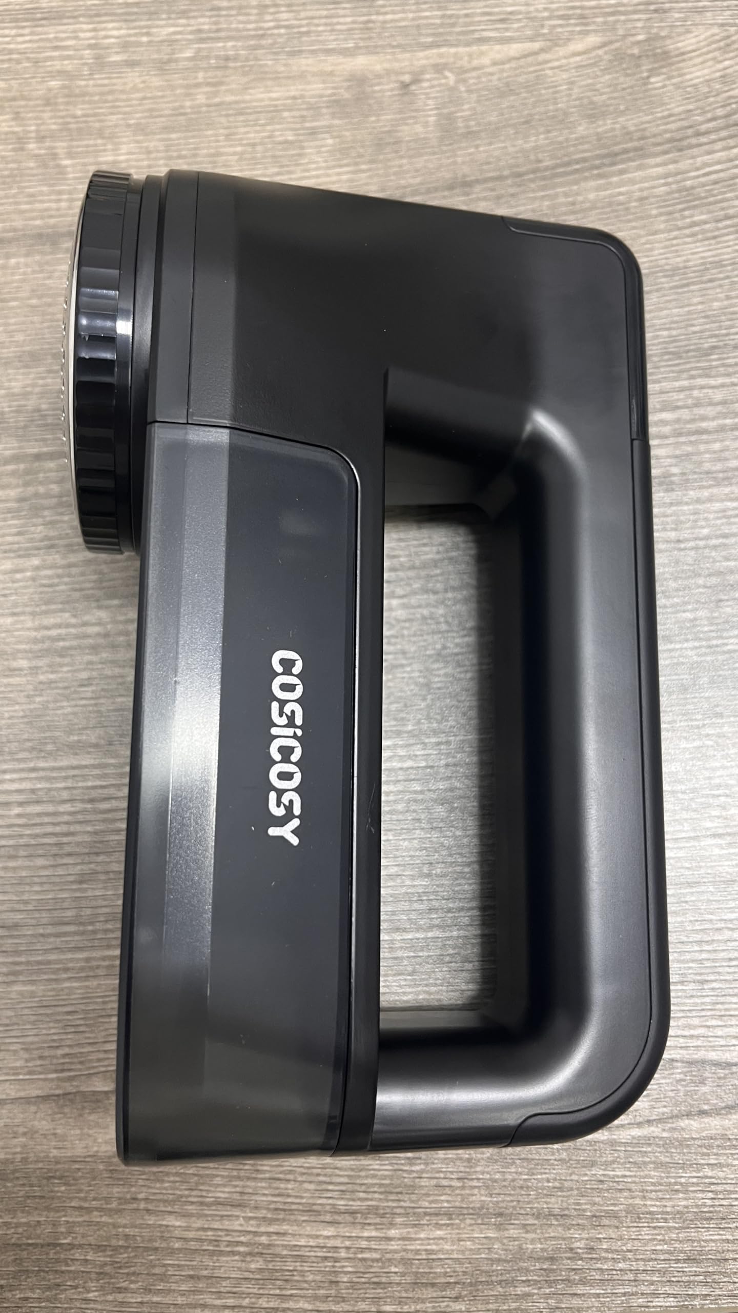 Fabric Shaver, Rechargeable Bobble Remover for Clothes Lint Remover Debobbler Clothes Shaver LED Digital Display with LED Light Adjustable 3 Speeds Lint Shaver with 4 Blades Included