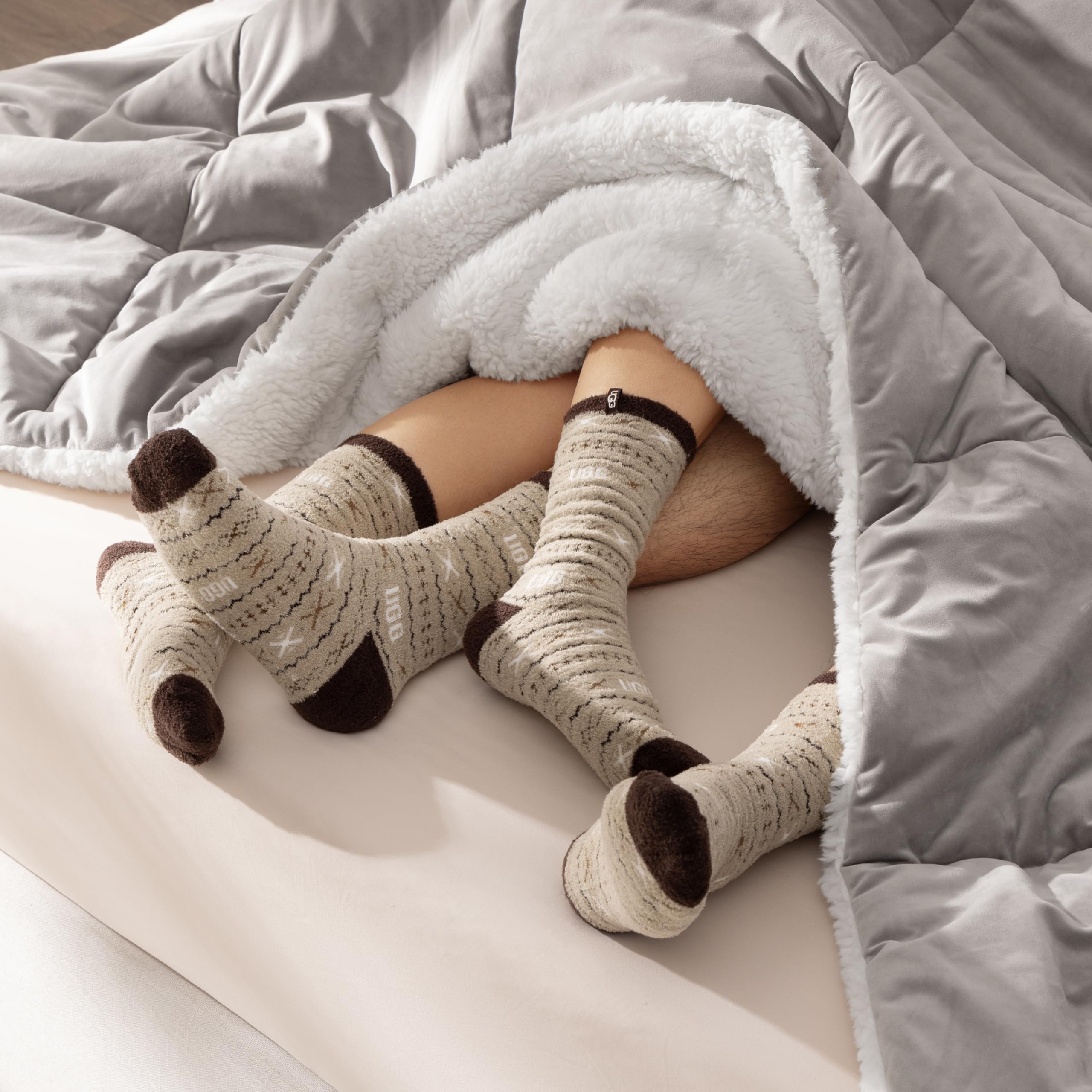 UGG - Juego de edredón Blissful - Ropa de Cama Suave y acogedora - Edredón Reversible y Fundas de Almohada - Juego de tamaño King - Detalles de Dormitorio - Sello
