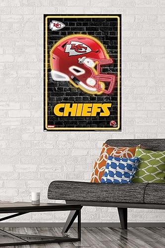 Miniatura 2 de Trends International NFL Kansas City Chiefs - Póster de pared con casco neón 23