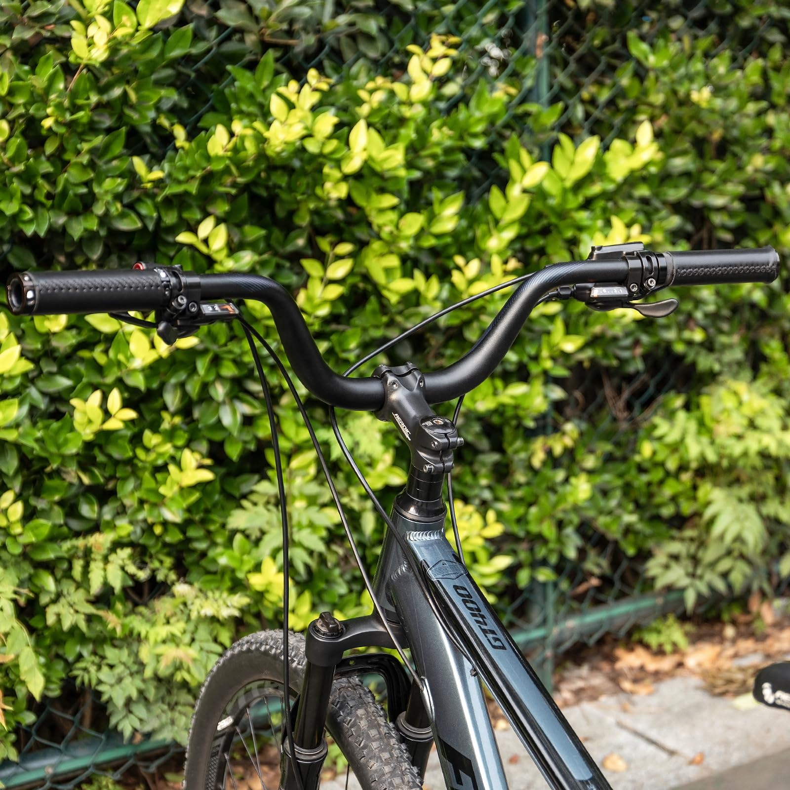 Guidon de vélo 31,8 cm – 25 mm, 55 mm, 70 mm, 90 mm, 120 mm – Guidon de vélo en alliage d'aluminium de 780 mm (120 mm d'élévation)