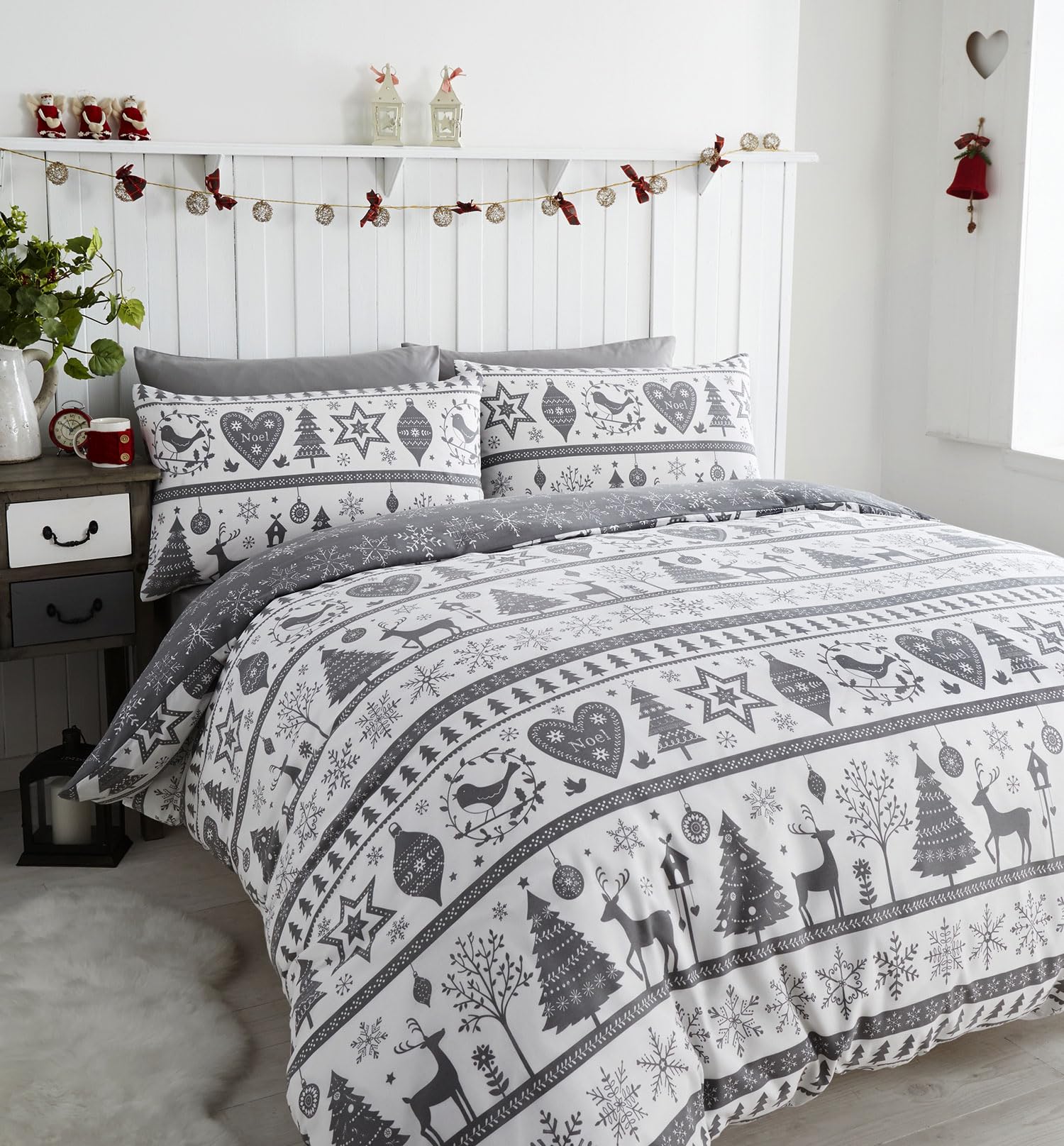 Duvet Cover Set - Grey & White Reindeer Heart & Christmas Tree Quilt Cover Set (King Size)
