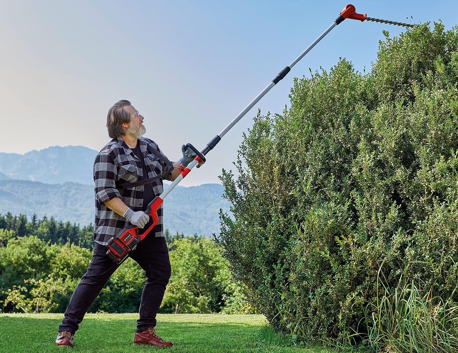 Einhell herramienta multifunción alimentada GE-LM 36/4 en 1 Li-Solo Power X-Change (Li Ion, 2x 18 V, motor sin escobillas, el cabezal del cortasetos se puede inclinar 7 veces, sin batería ni cargador)