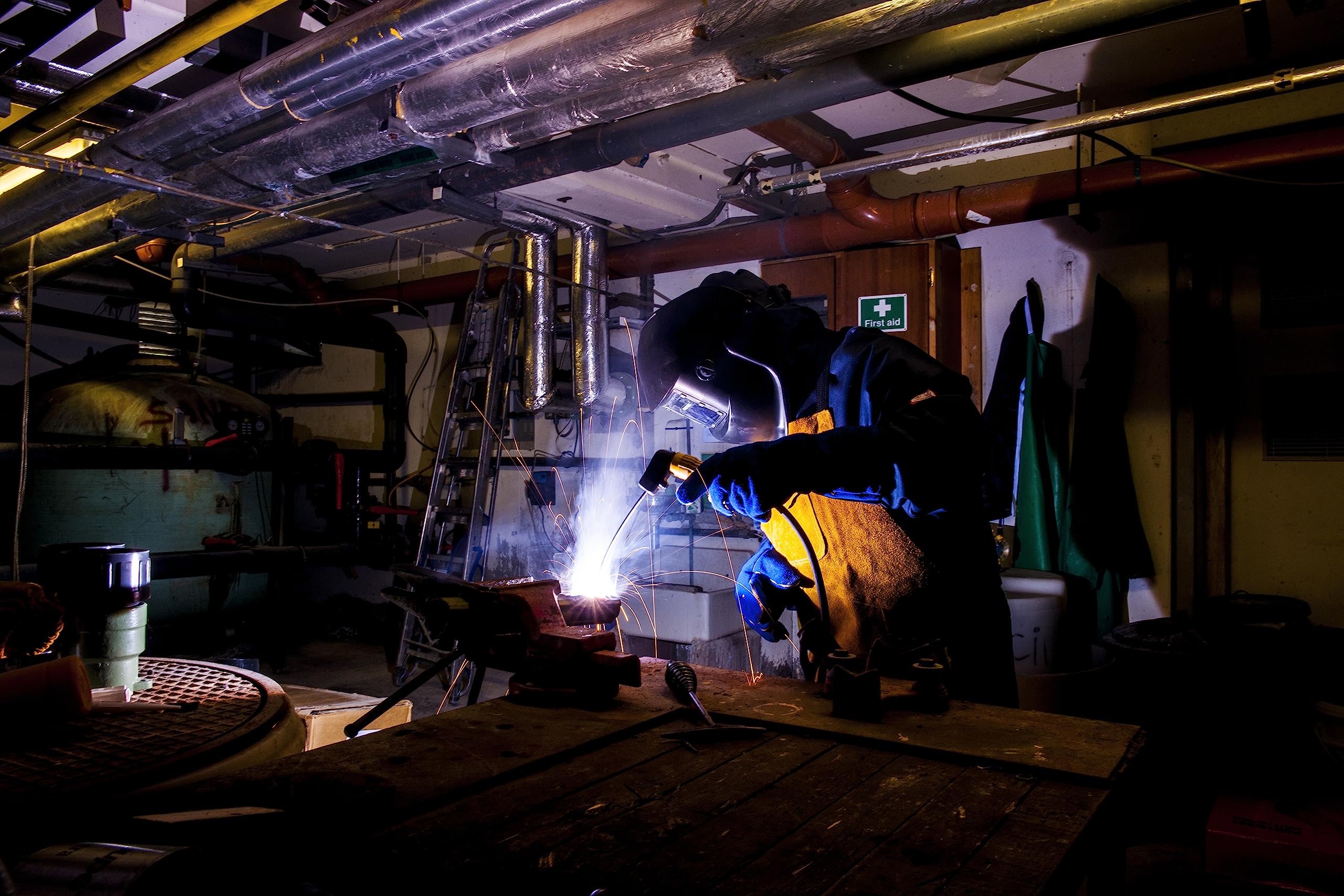 Portwest BIZ1 Combinaison Bizweld Retardateur de flammes Marine, XL
