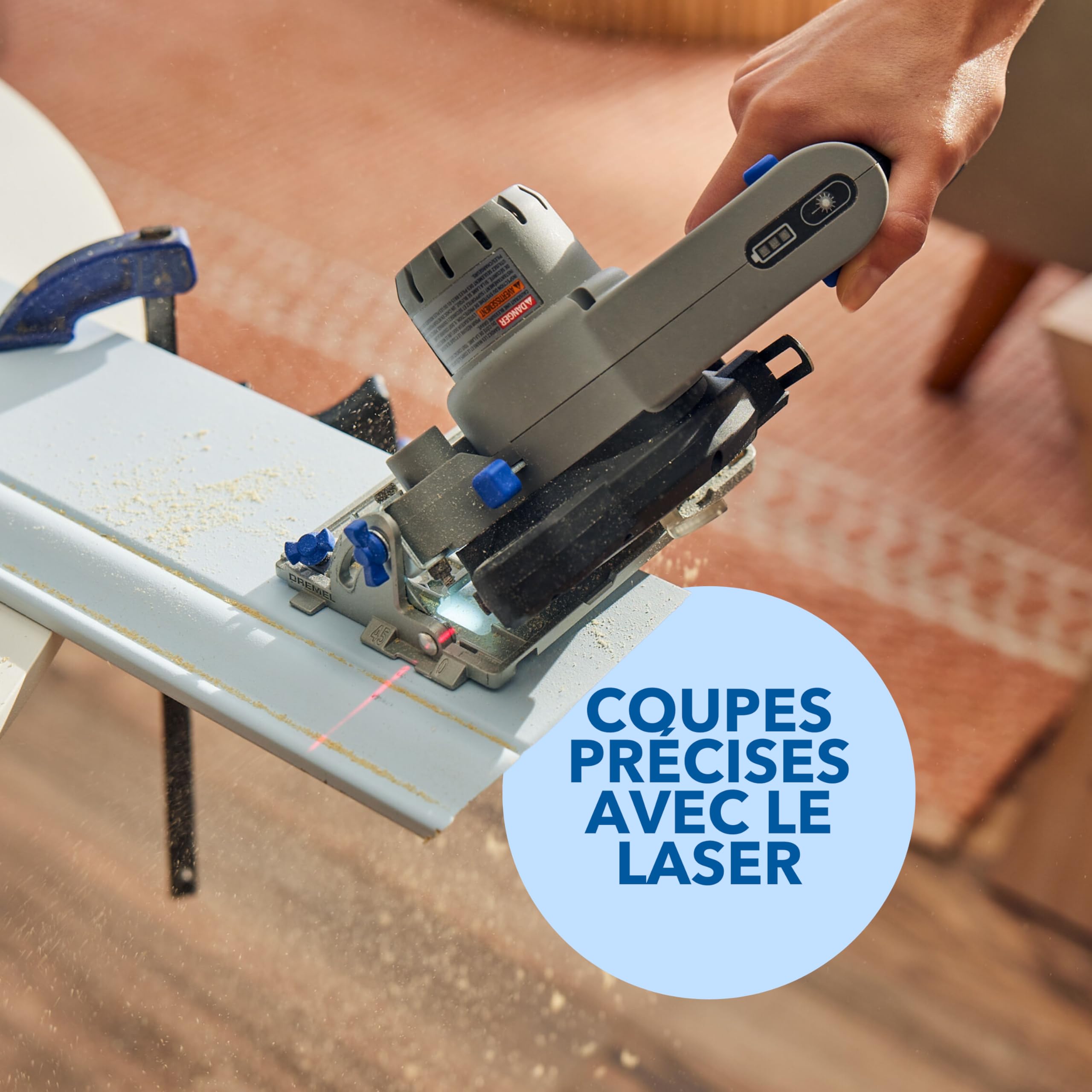 Dremel Blueprint 12V Station de Sciage Portative avec 1x Scie compacte sans fil 12V, 1x Station de sciage, 1x lame multi-matériaux, 1x guide de coupe, 2x Serre-joints