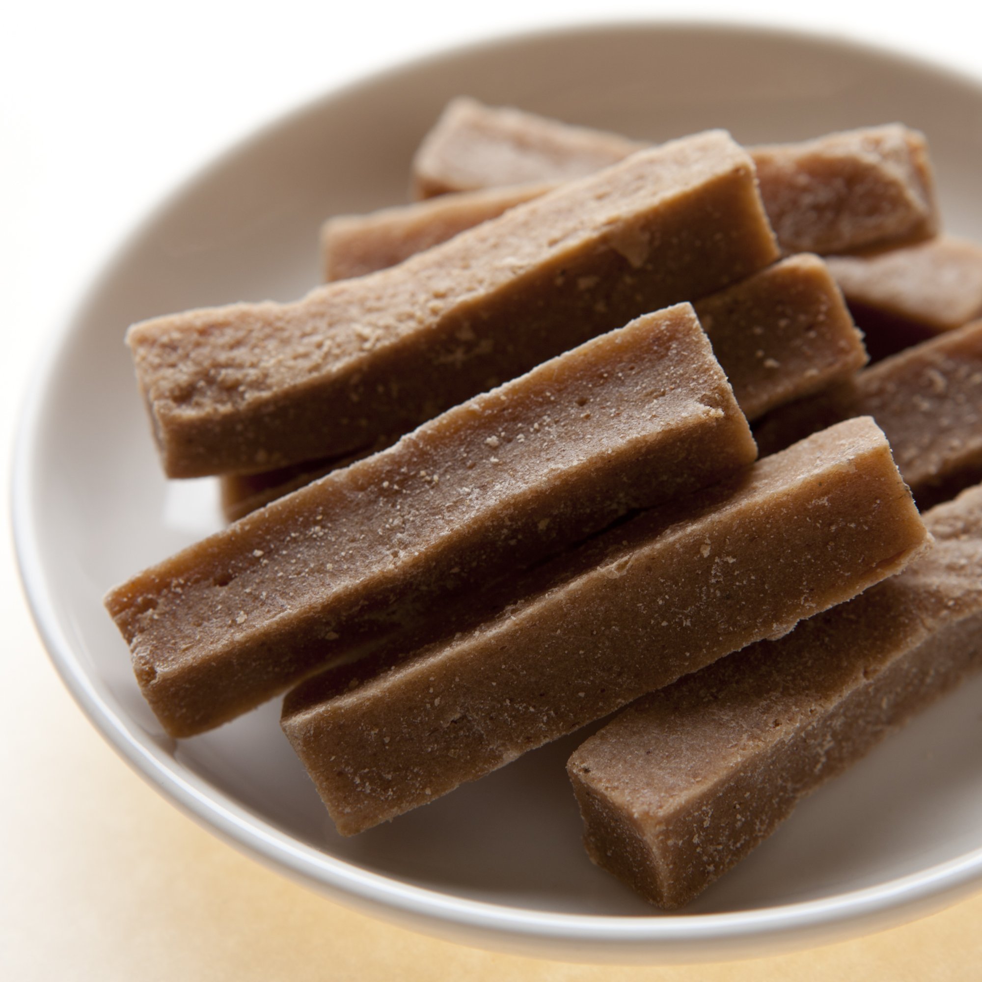 Amazon.co.jp: サンザシ 1kg ミネラル・クエン酸が豊富なサンザシ