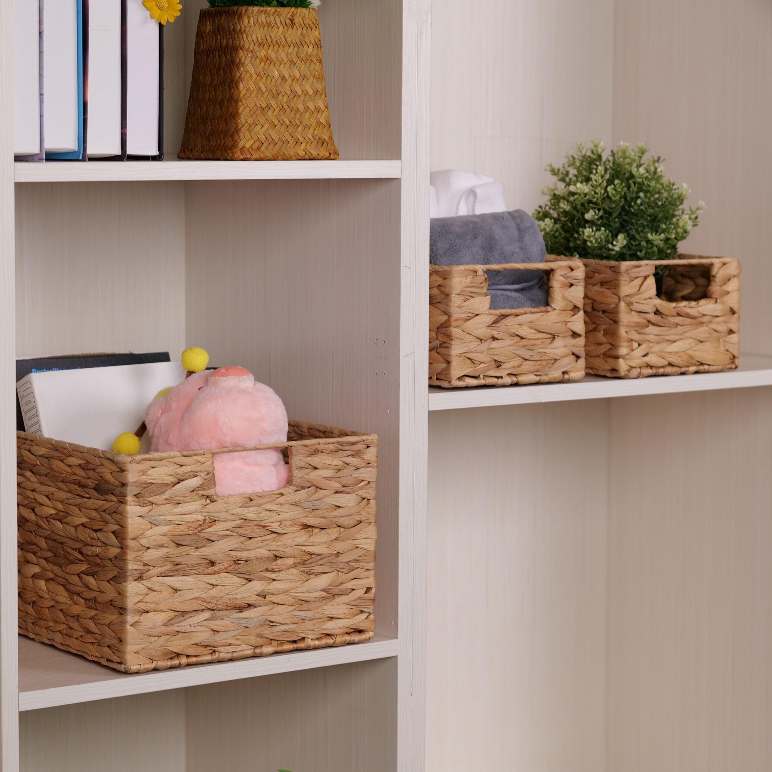 Relaxdays Cestino Portaoggetti in Giacinto d'Acqua Intrecciato, Set 3 Cesti da Bagno e Armadio, Aspetto Vimini, Naturale