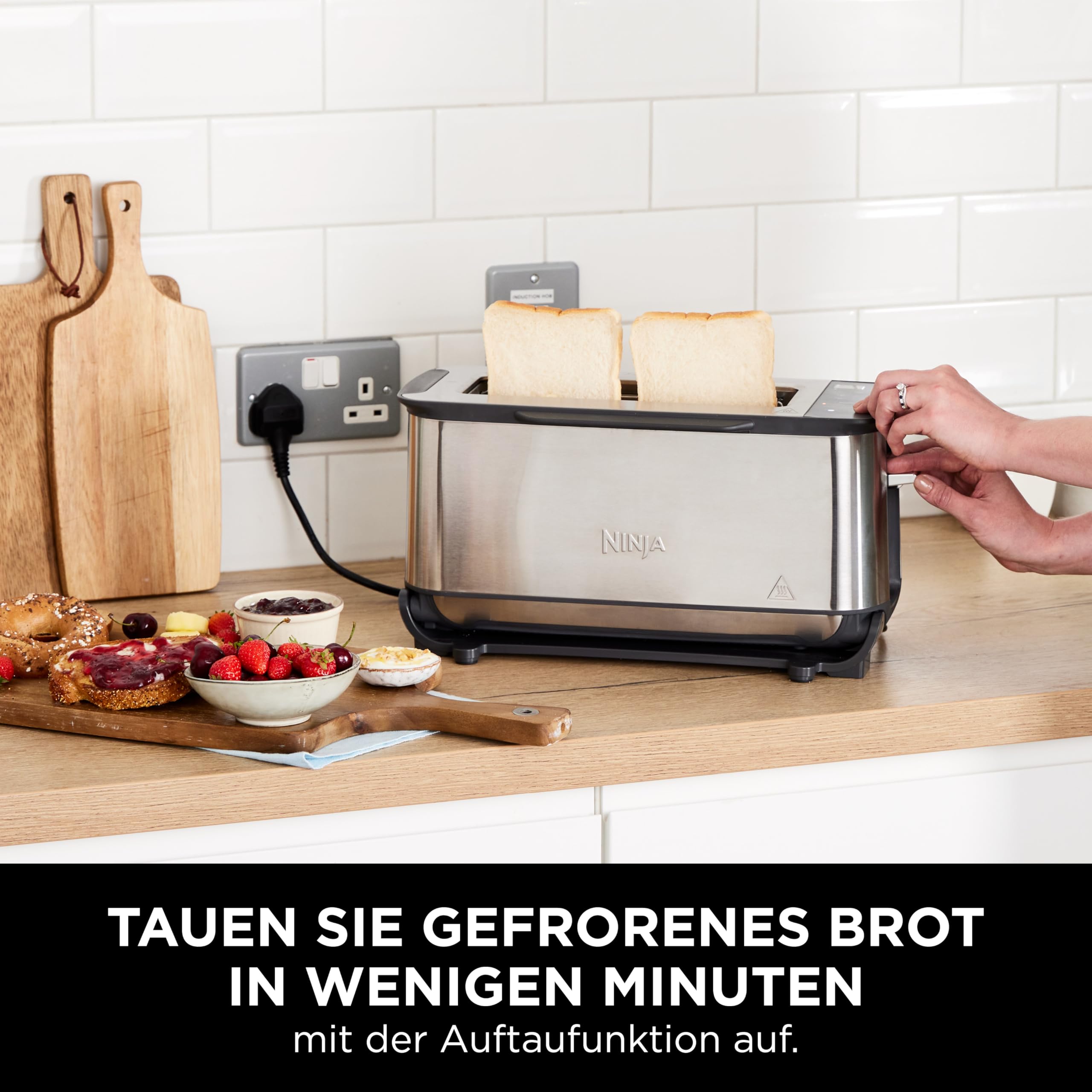 Ninja Foodi 3-in-1 Toaster, Elektrogrill mit Deckel, Panini-Presse mit Flip-Design, 7 Kochfunktionen, 7 Toastlinien, Backblech und Krümelschale, Edelstahl, ST202EU