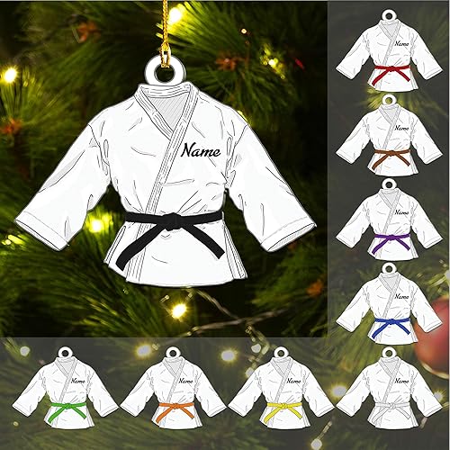 Adornos de karate con nombre personalizado para árbol de Navidad, adorno de Navidad de plástico de madera personalizado para Navidad 2023, regalo de