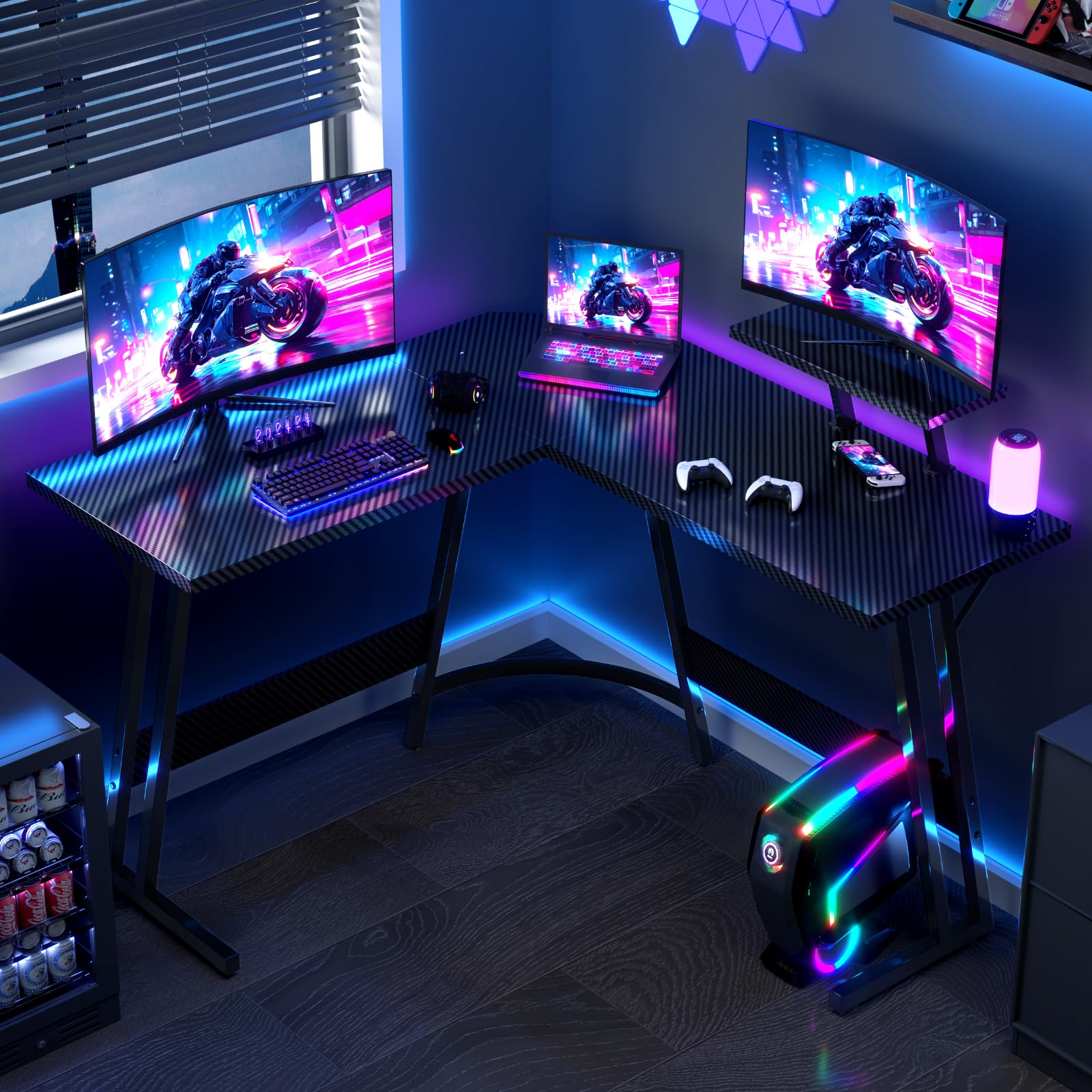 Scrivania Da Gaming YUENFONG Con Luci LED RGB - Tavolo Angolare 120x60x73 Cm - Struttura In Acciaio, Piano In Fibra Di Carbonio, Portabicchieri E Gancio Cuffie - Nero