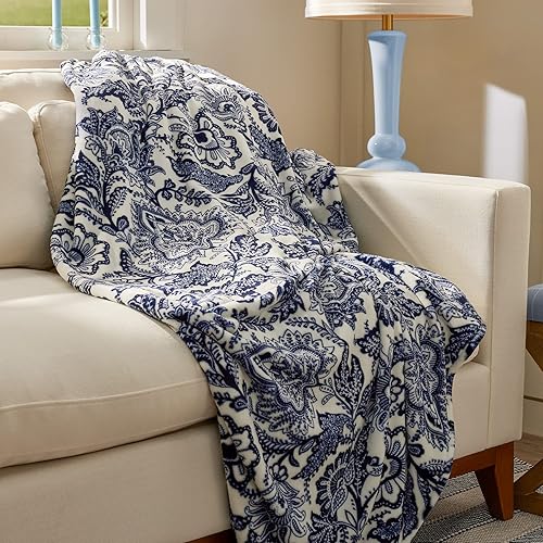 Vista 22 de Vera Bradley - Manta de felpa, gris, King Azulejo Plaza,Java azul marino y blanco,Floral Sea Air,Macarrón Anémonas,Bachelor Buttons Azul