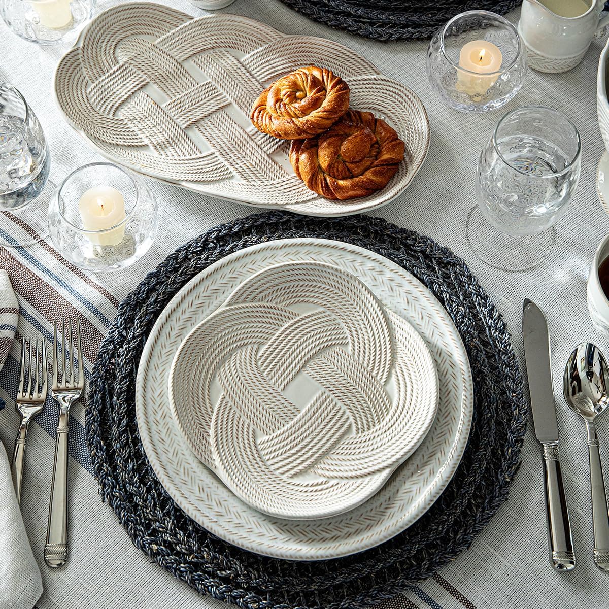 Julsika Le Panier Mystic Knot 15" Hostess Tray - Whitewash