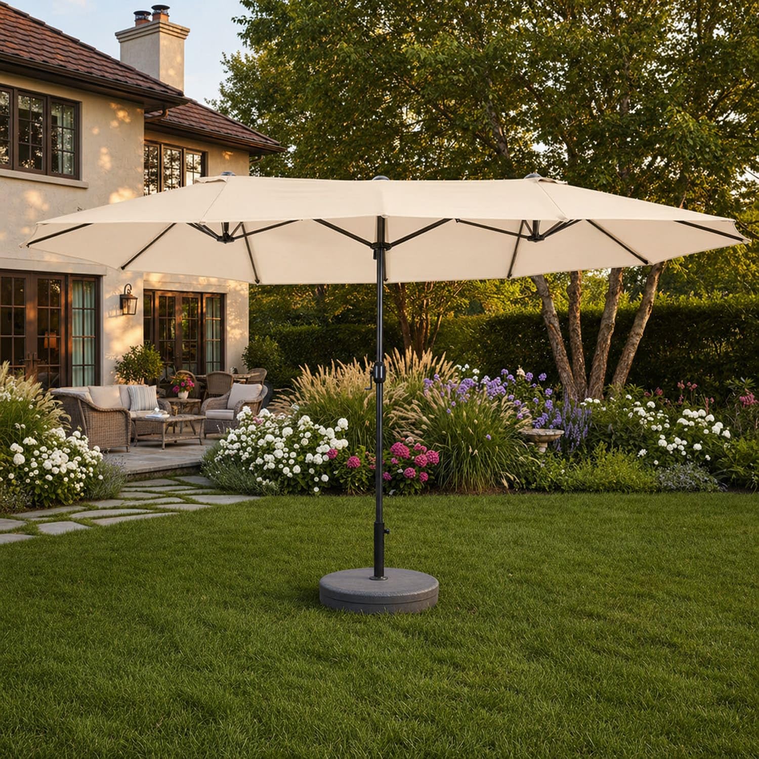 Ombrellone Doppio Da Giardino Parasole 4.6 x 2.4 M Per Esterno Piscina Terrazzo Con Palo In Acciaio E Tessuto In Poliestere Impermeabilie Anti UV Apertura A Manovella Colore Beige