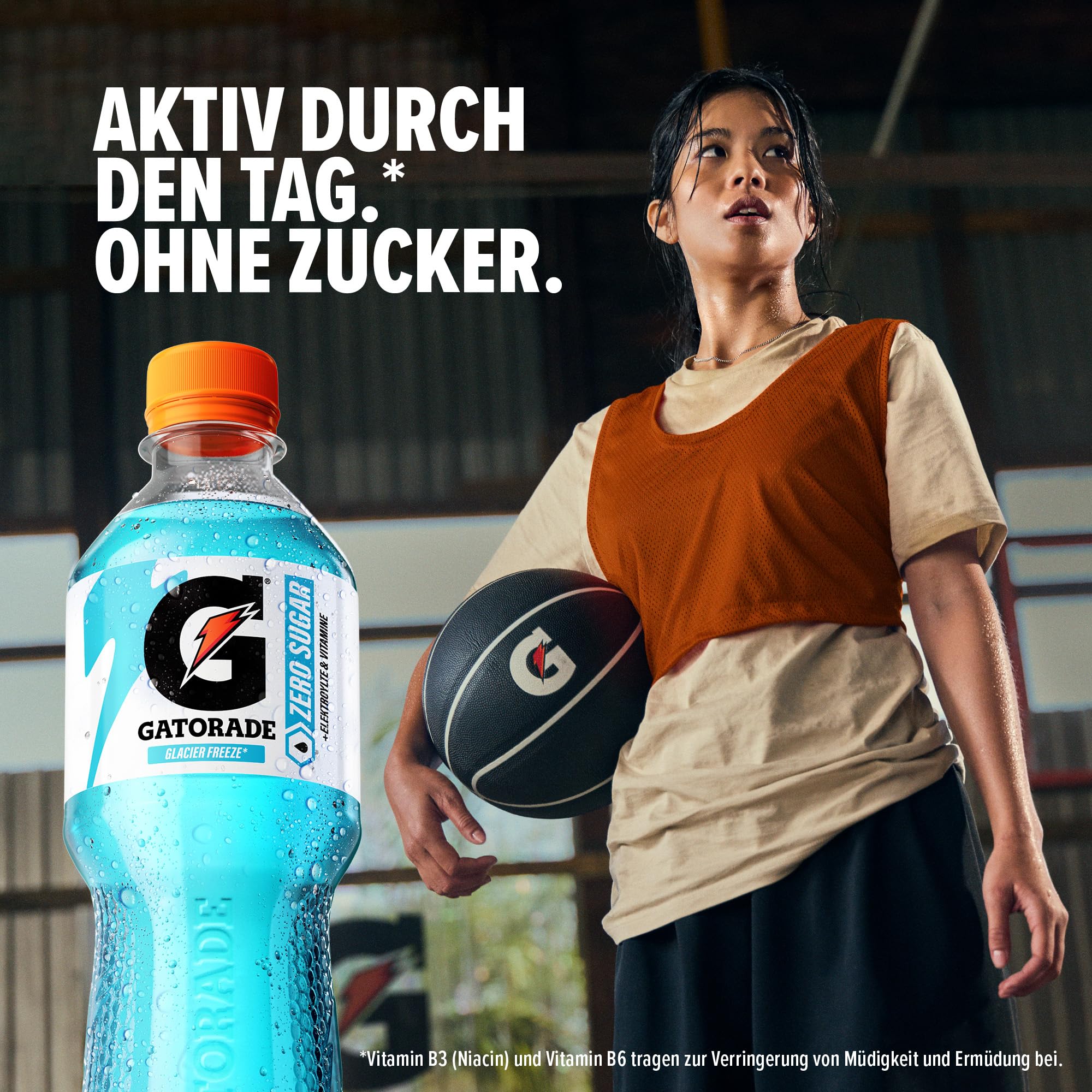 Gatorade Zero Glacier Freeze, kalorienarmes, zuckerfreies Sportgetränk mit Zitrus-Beerengeschmack, mit Vitaminen, in sportlicher PET-Einwegflasche (12 x 0,5 L)