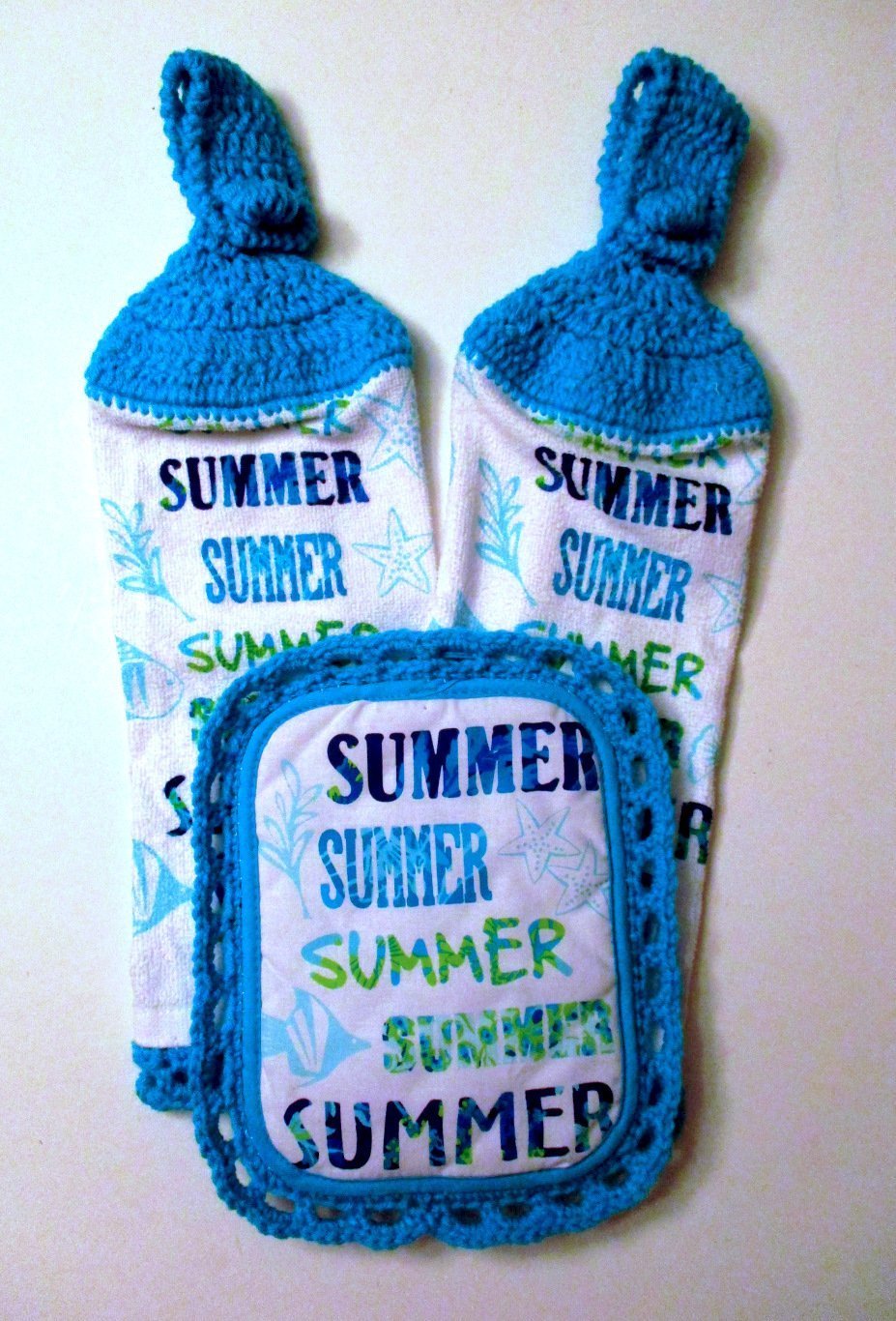 Summer Kitchen Towel & Pot Holder Set (Three pieces