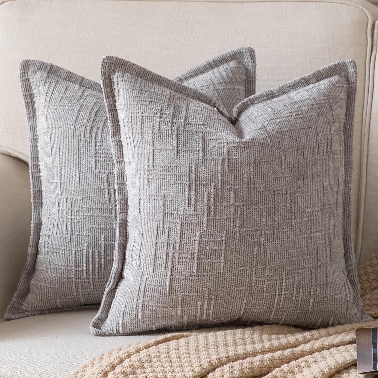 YAERTUN Chenille Cushion Covers 55x55 cm 22x22 inch Set of 2 Textured Broadside Soft Cozy Velvet Throw Pillow covers Farmhouse Boho Decorative Pillow Cases for Couch Bed Sofa Livingroom LightGray