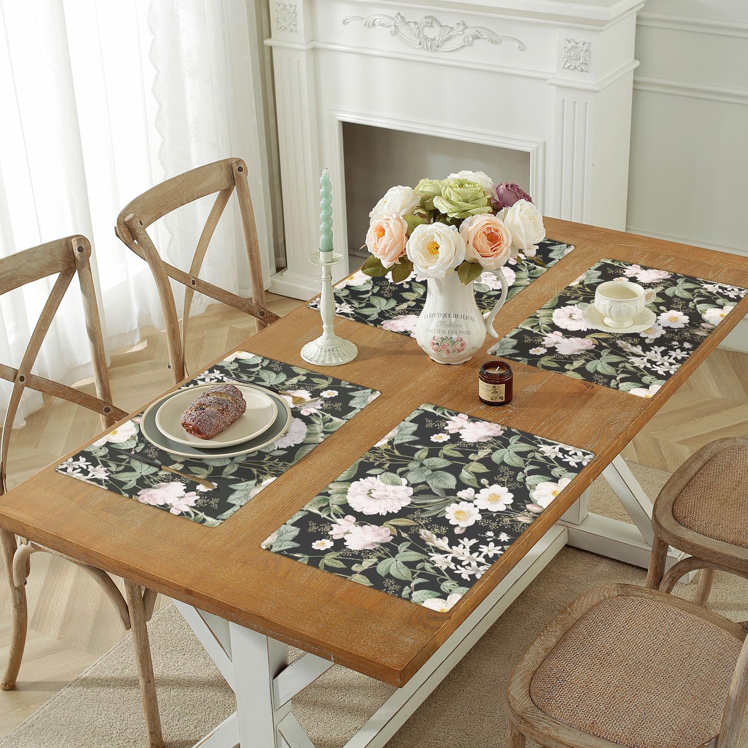 WRAPAHOLIC 50 hojas de manteles individuales de papel floral, desechables de 11 x 17 pulgadas, manteles individuales decorativos florales negros para mesa de comedor, suministros de fiesta